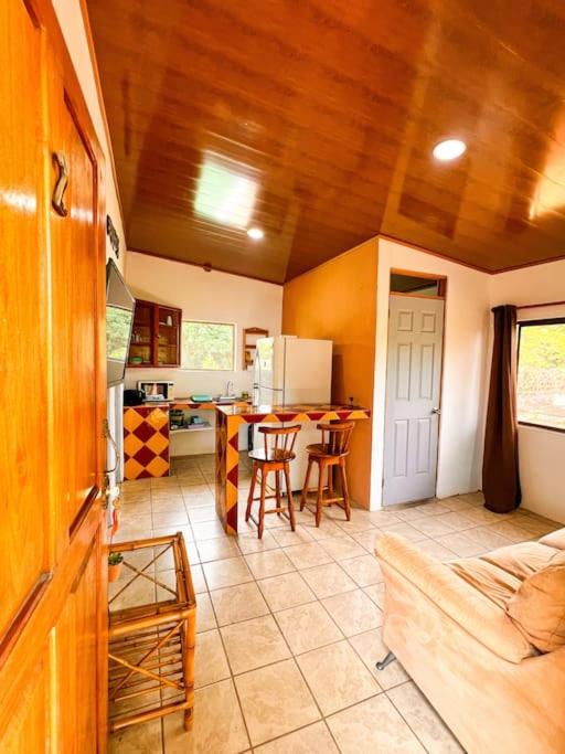 2Bed 1Bath Cozy Casita Lapa in Manuel Antonio