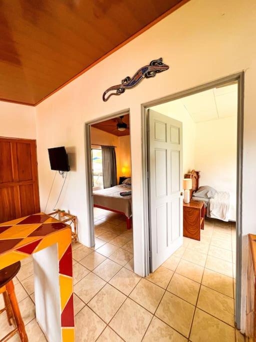 2Bed 1Bath Cozy Casita Lapa in Manuel Antonio