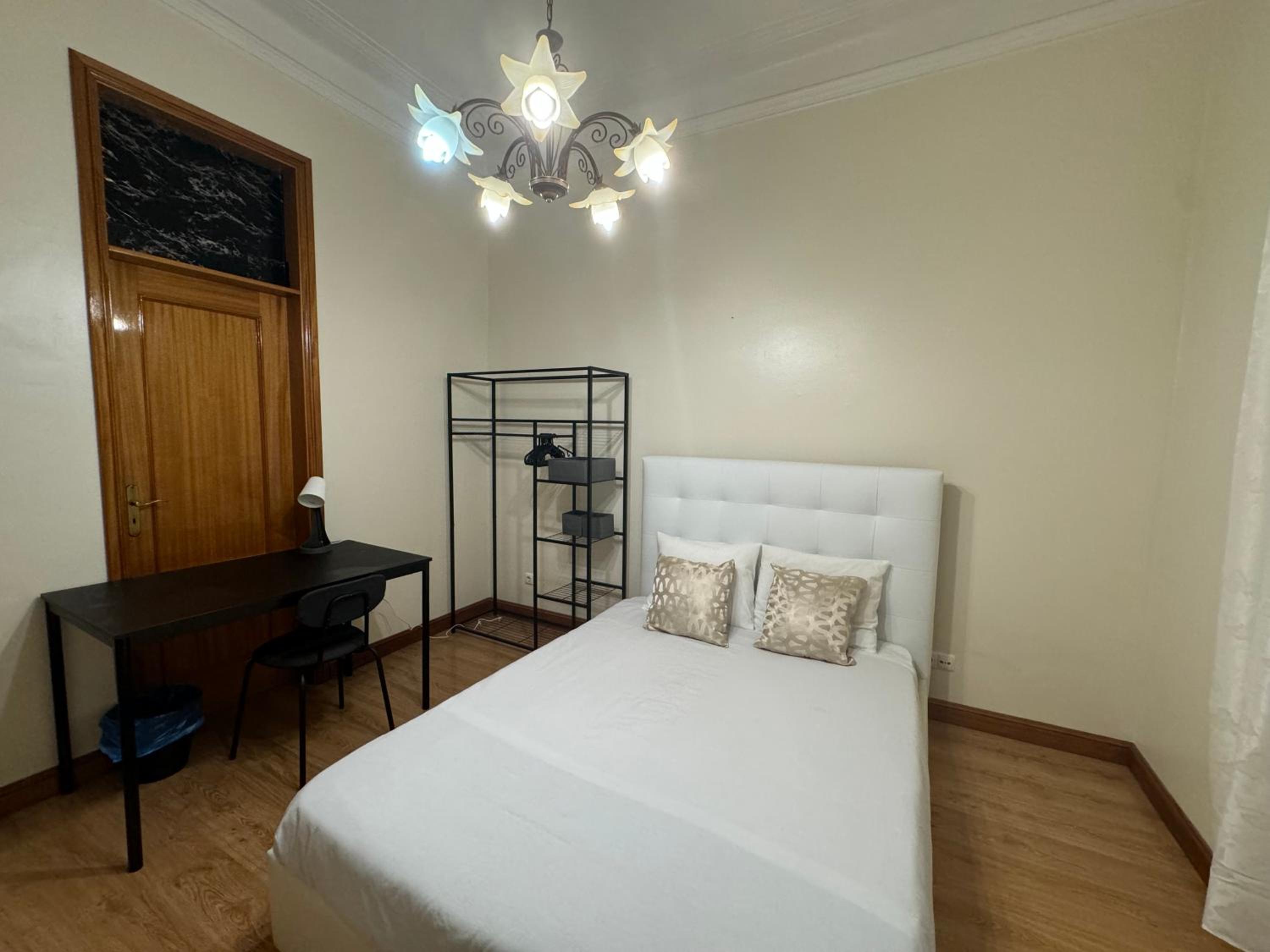 Anjos Station Lisbon Hostel