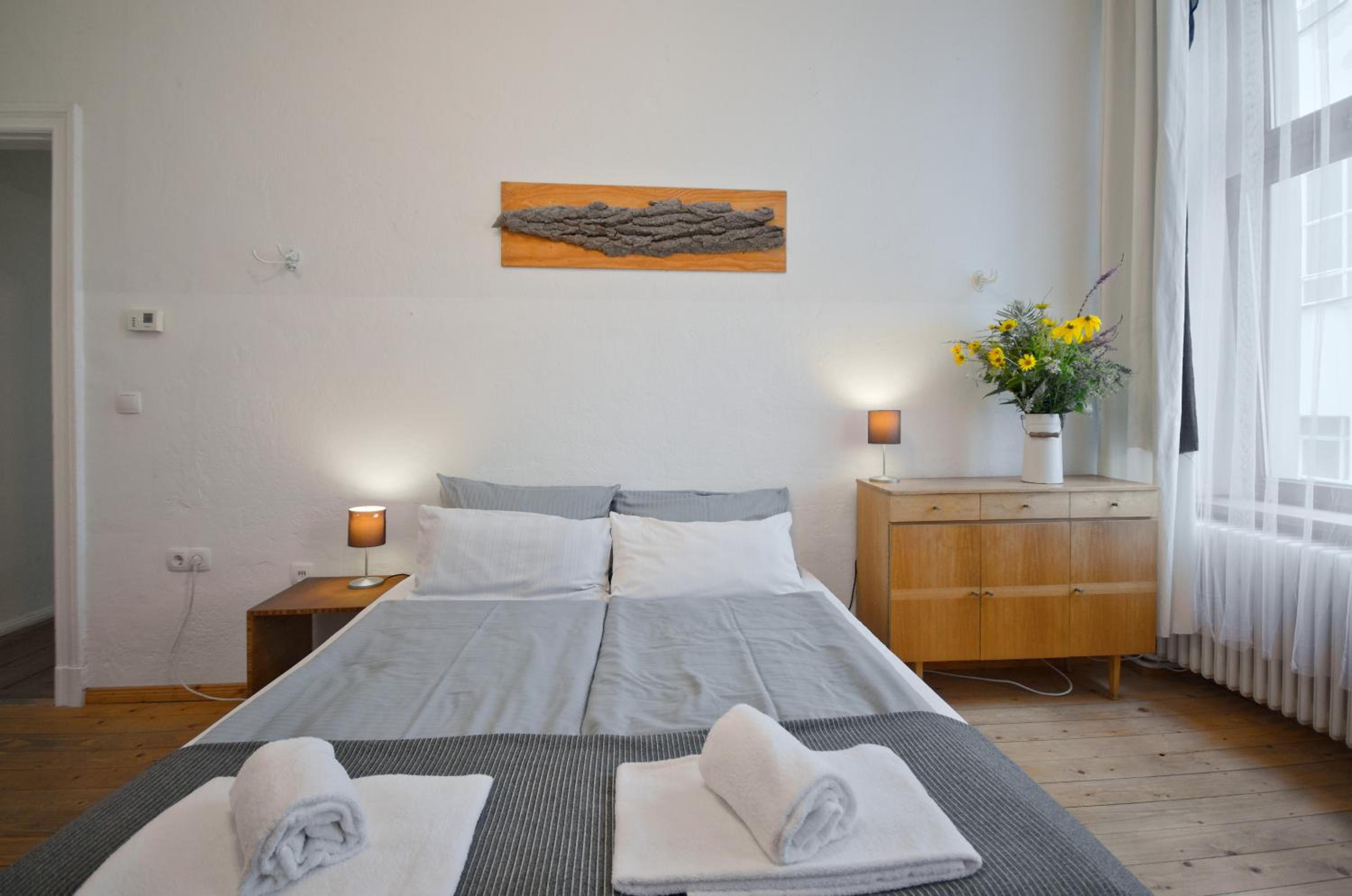 Courtyard Apartment (REBELI)