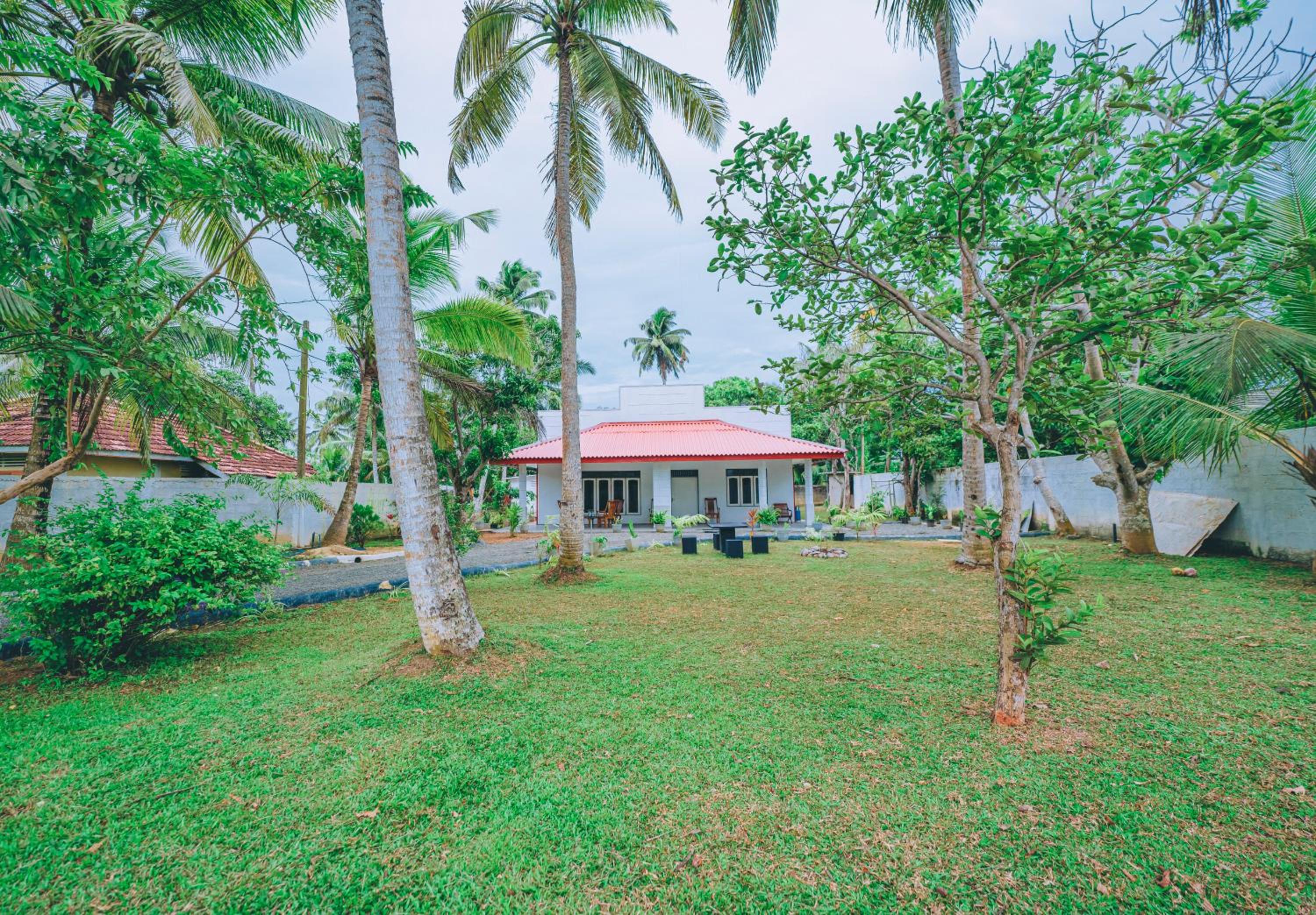 Shinestar Villa Mirissa