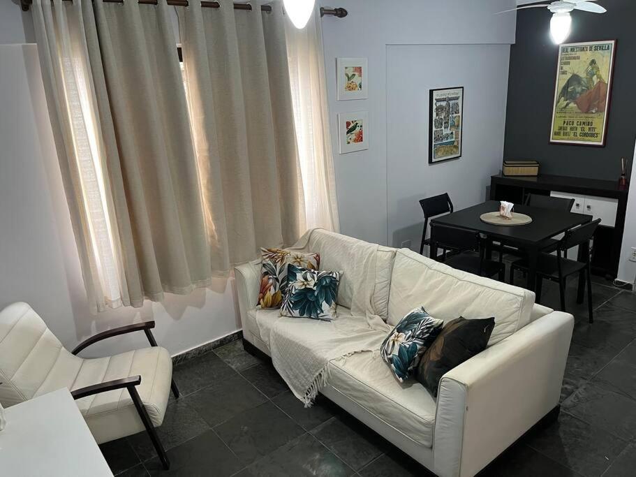 apartamento enseada GUARUJA