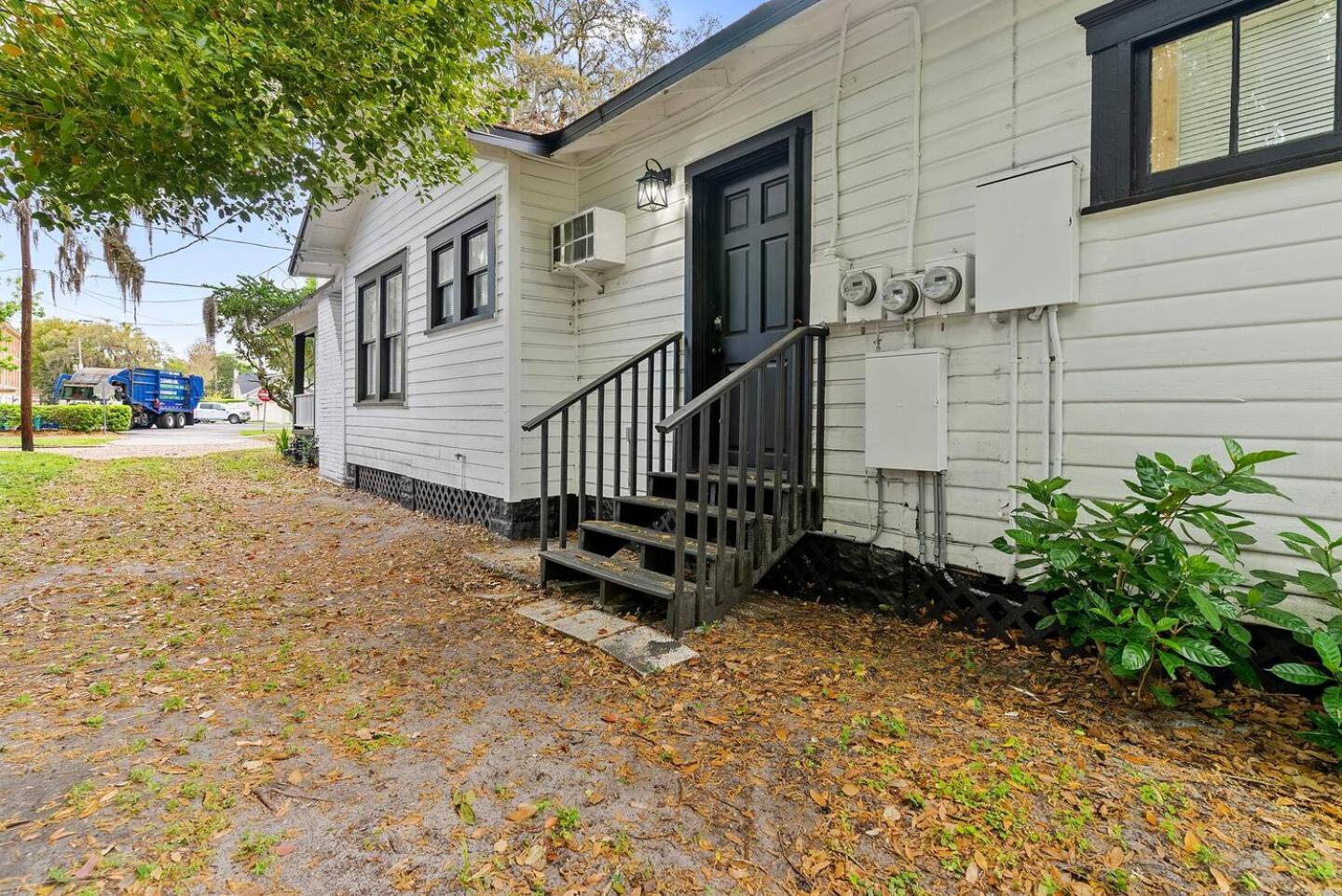 Studio Orlando Rental Kitchen & Fast Wi-fi