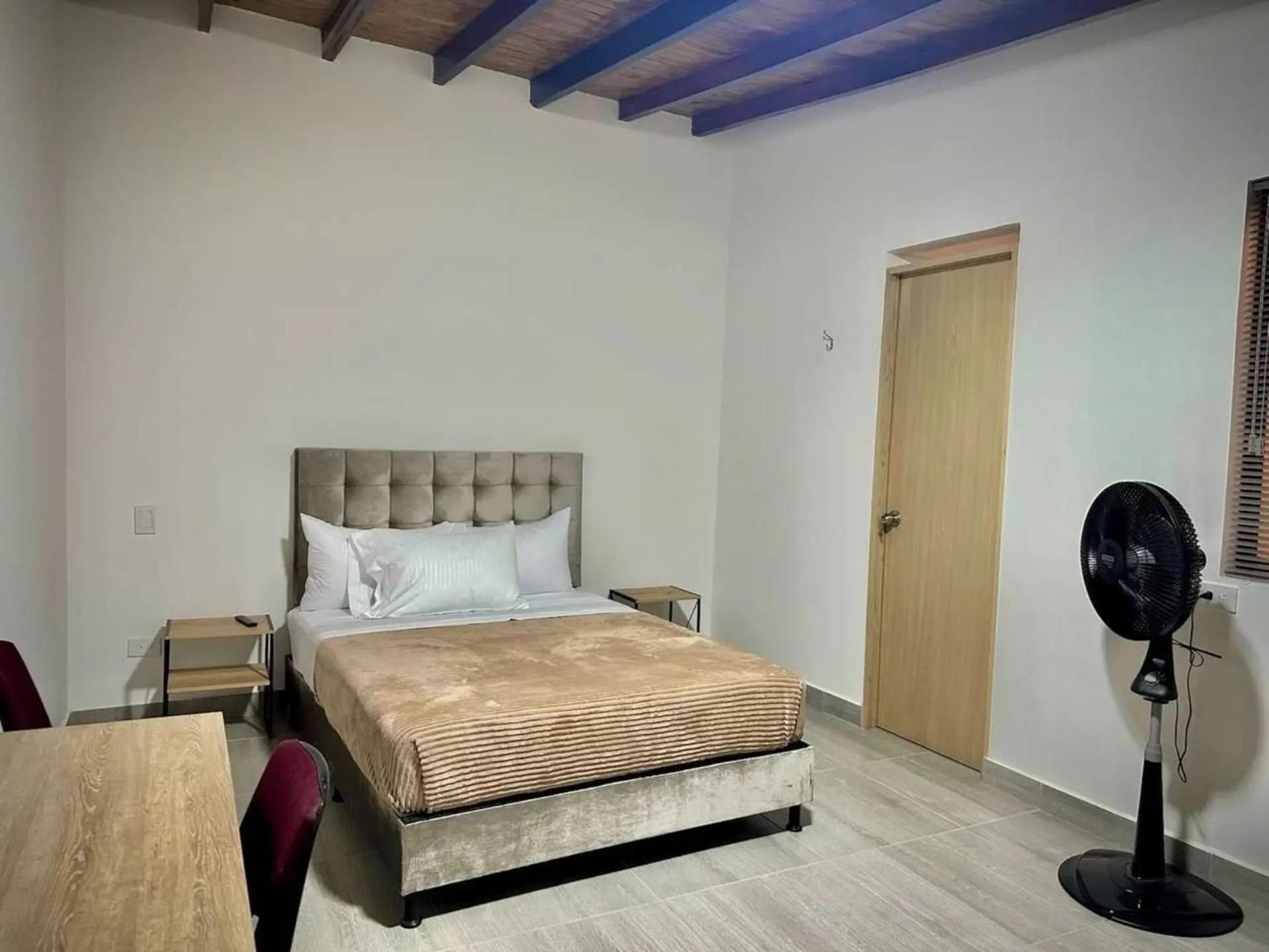 Apartahotel en Laureles
