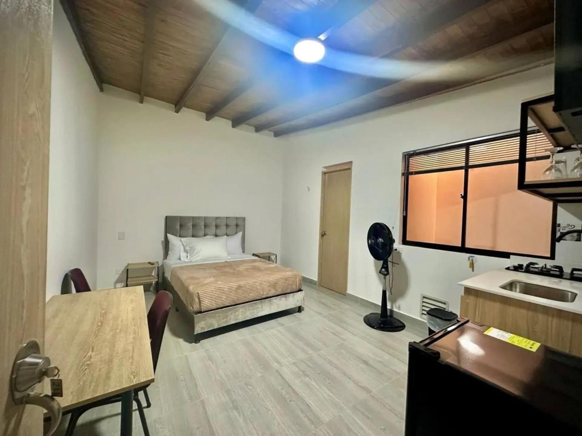 Apartahotel en Laureles