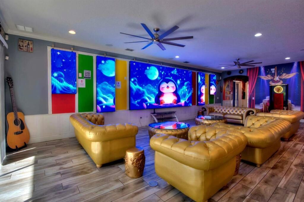 lounge