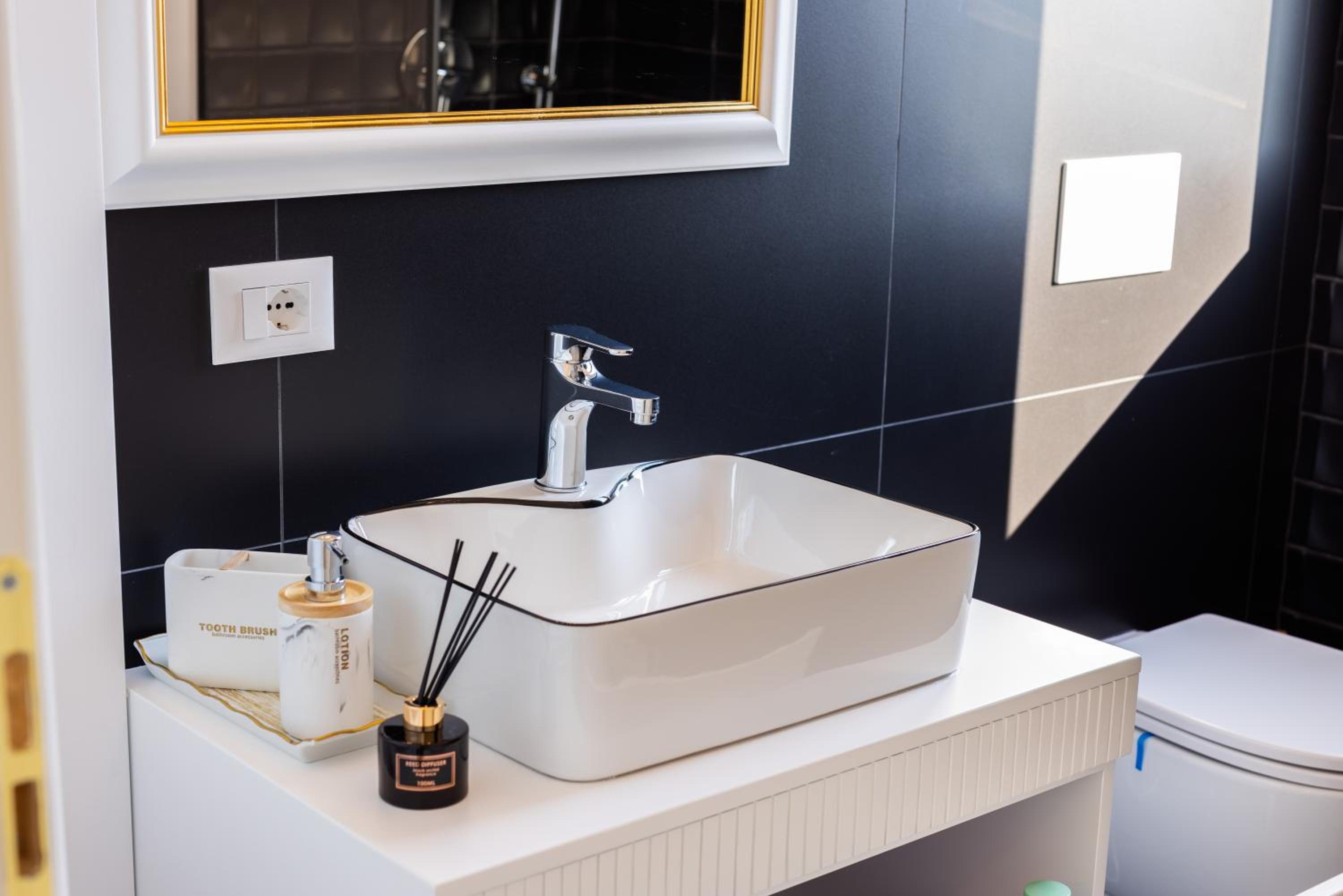 Luxury Rooftop Apartments in Astir