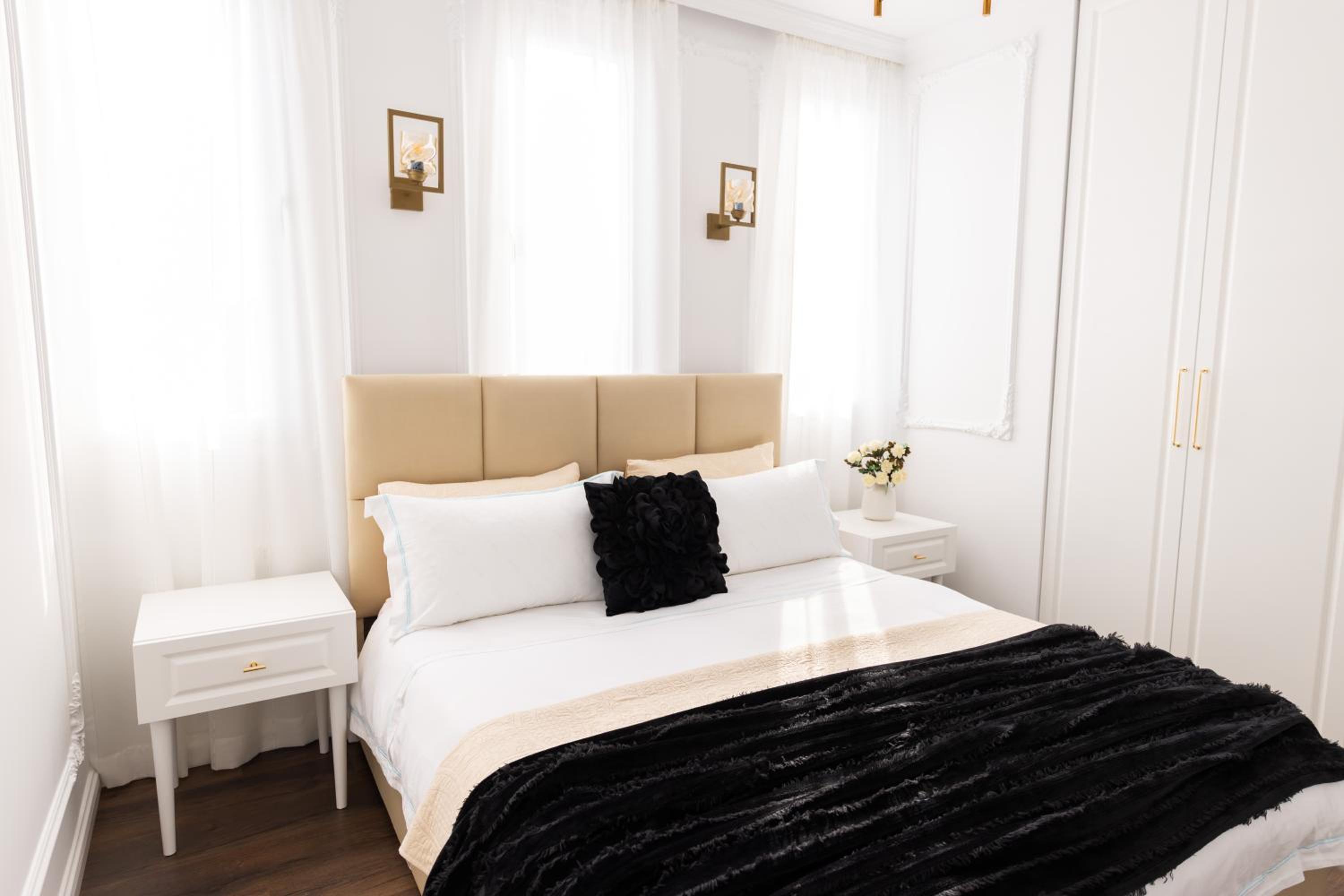 Luxury Rooftop Apartments in Astir