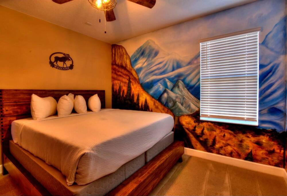 Worldtour 14 bedroom Beautiful Bowling Villa view 4