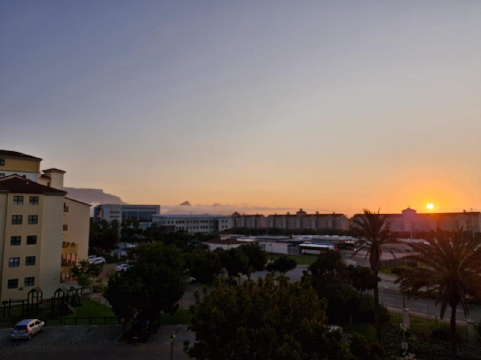 Island Club apartment in Century City - 305 Ibiza view 5