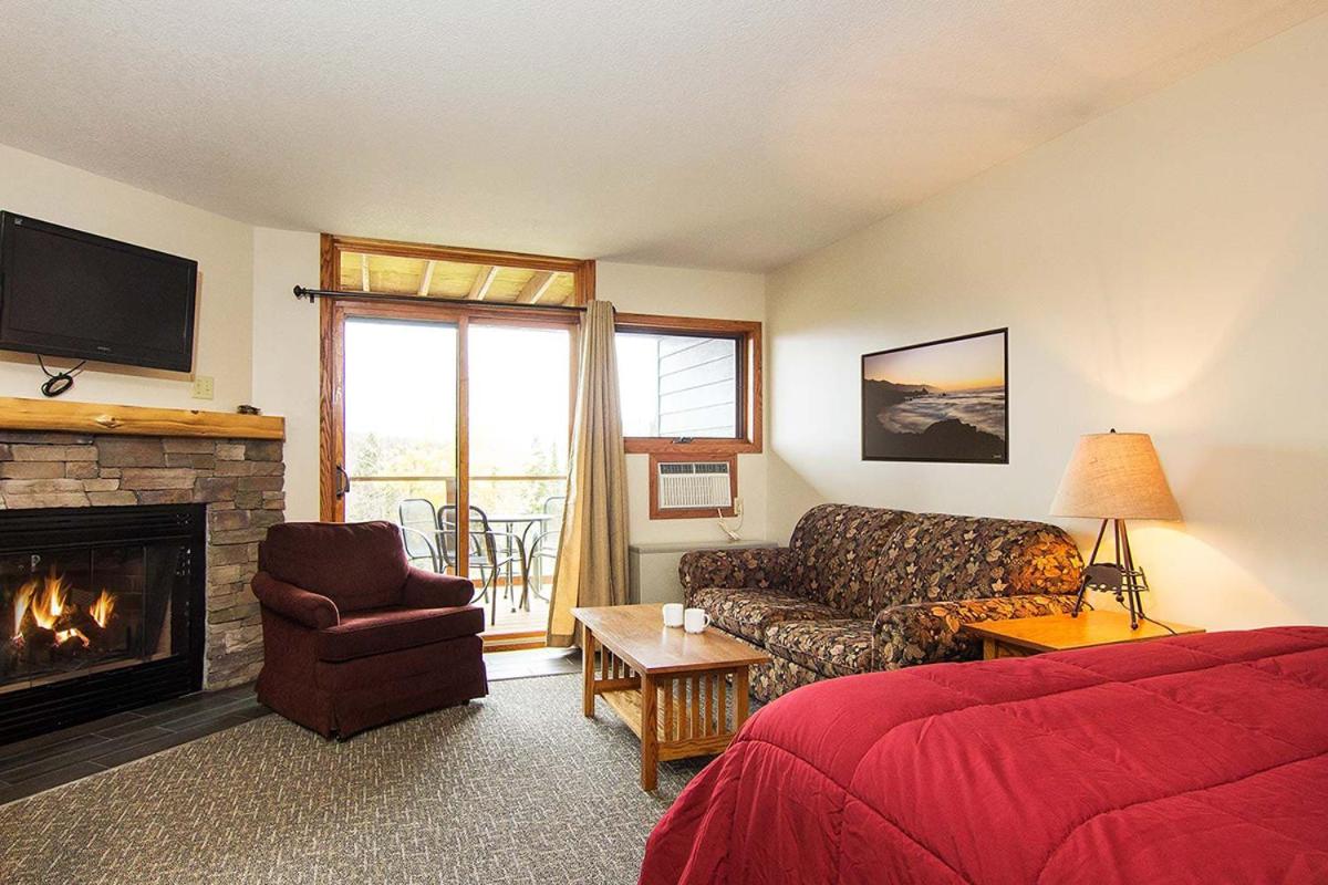 Caribou Highlands Lodge