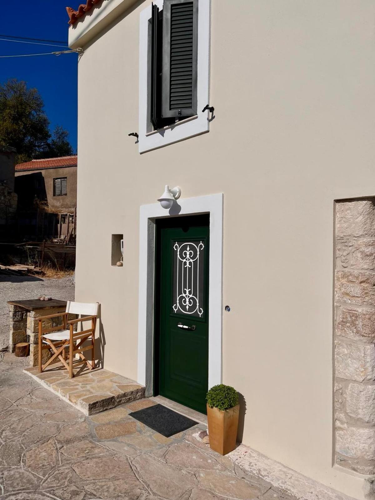 Anói - Renovated Stone House view 4