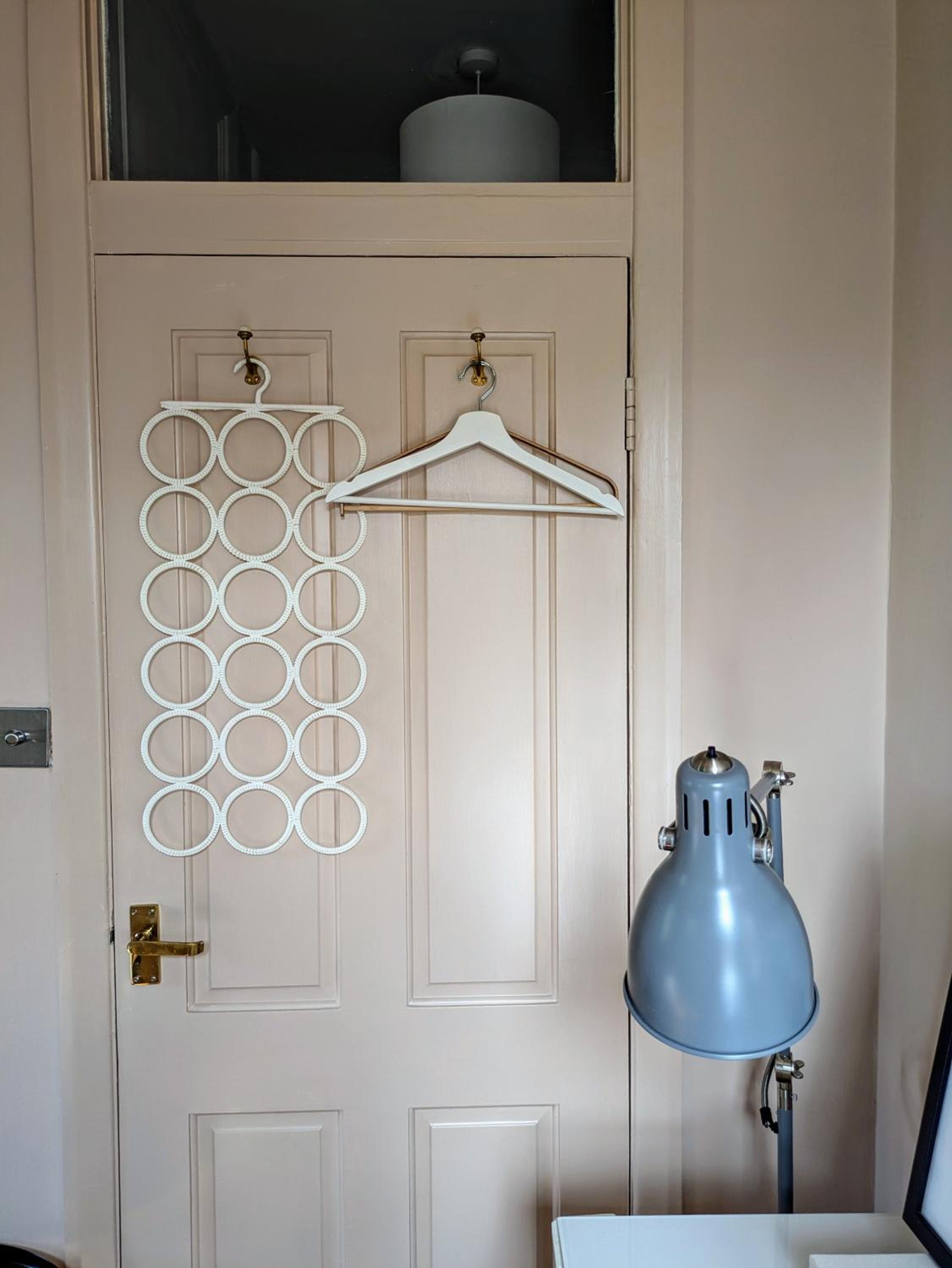Charming Bright 2-Bed Heritage Flat, Battersea Park, London