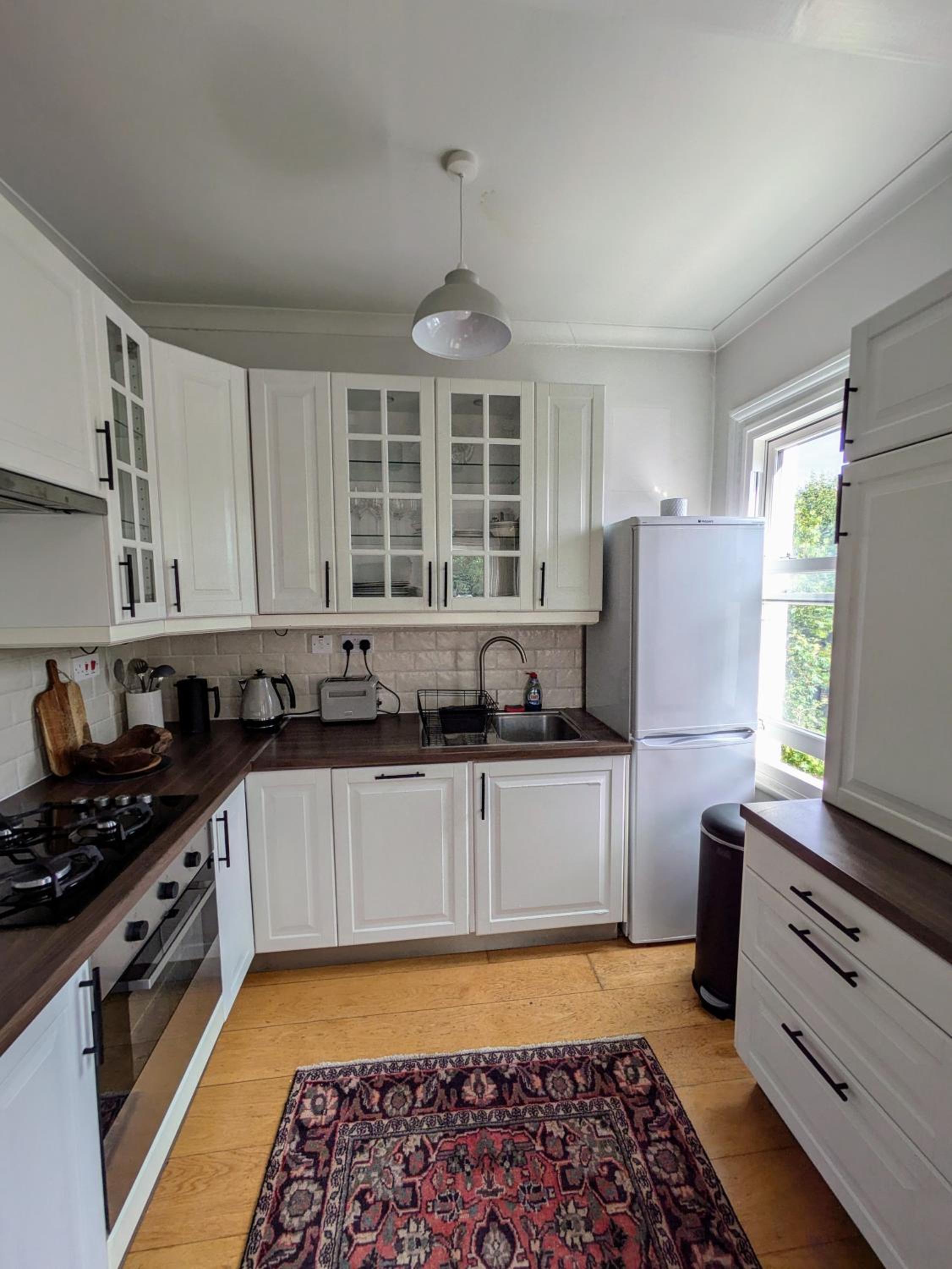 Charming Bright 2-Bed Heritage Flat, Battersea Park, London