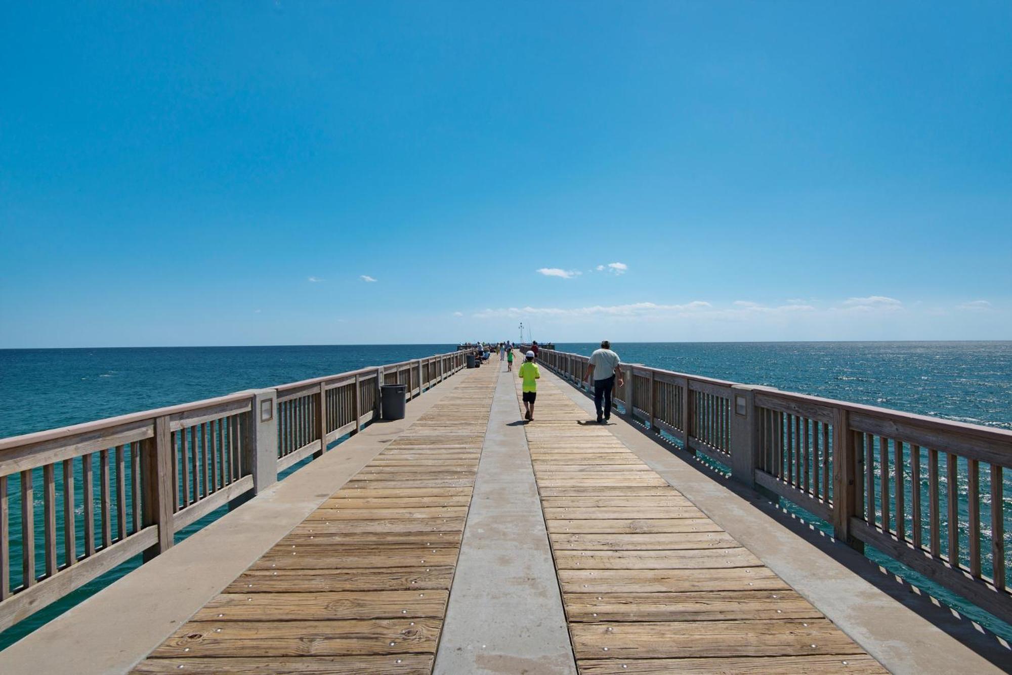 Grandview Oasis! 3BR 2BA Sleeps 9! Gulf-front tranquility beckons! view 5