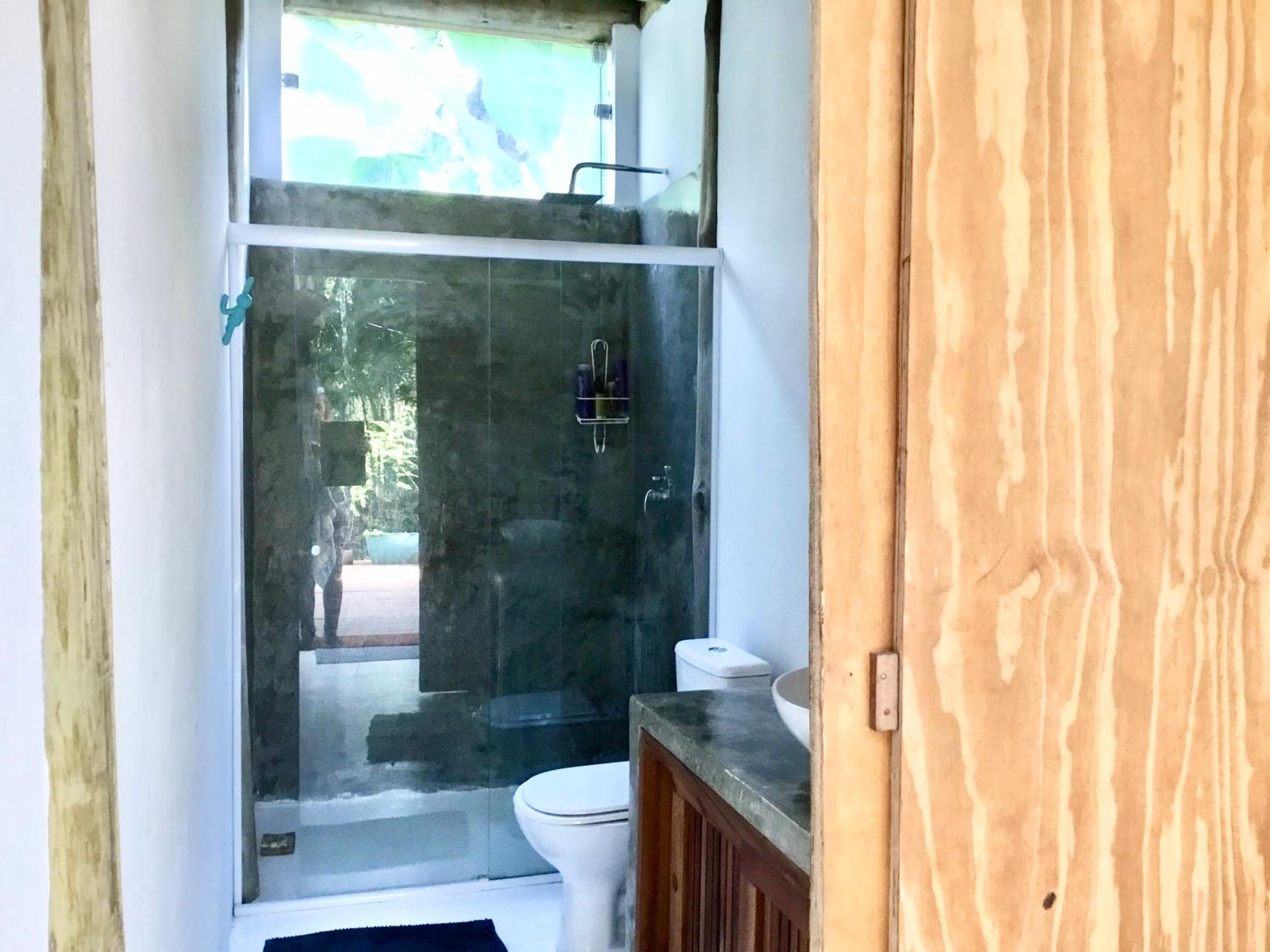 Quartos em sítio exuberante