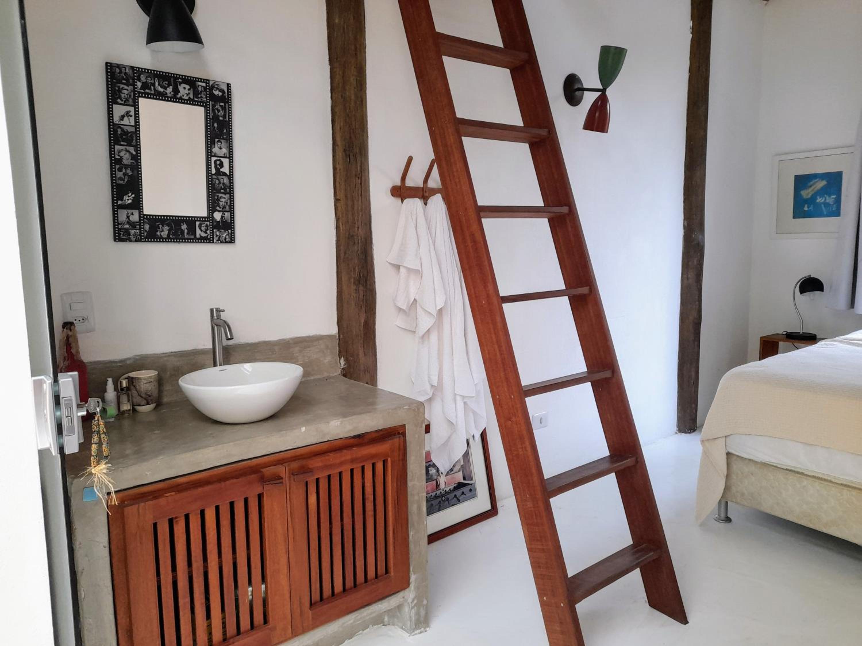 Quartos em sítio exuberante
