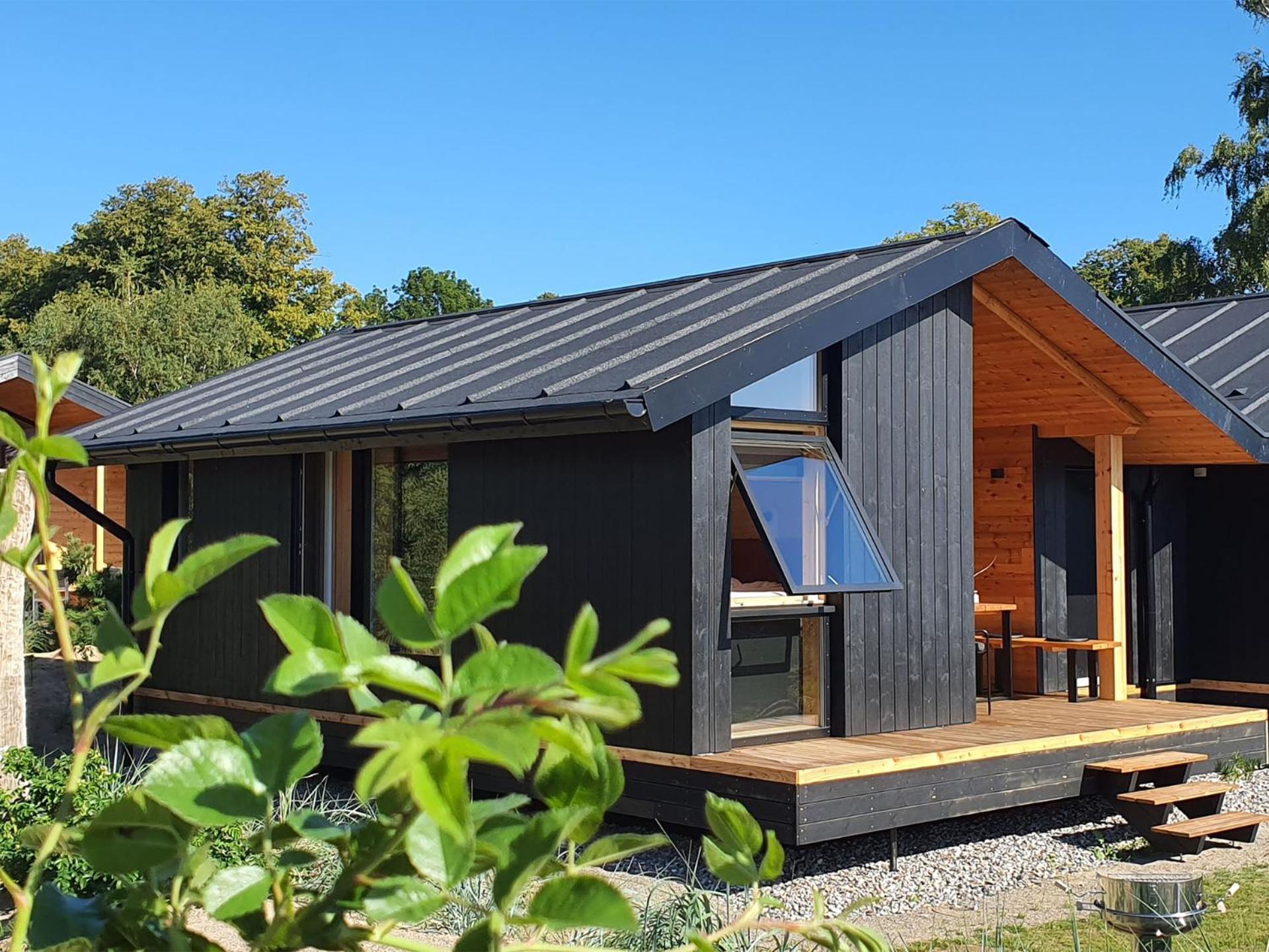 Werder Chalet -- COZYKOJE -- Ostsee Strand 150m I Sauna I eKamin I Tiny House mit Meerblick I 2 Pers und Kind I by 