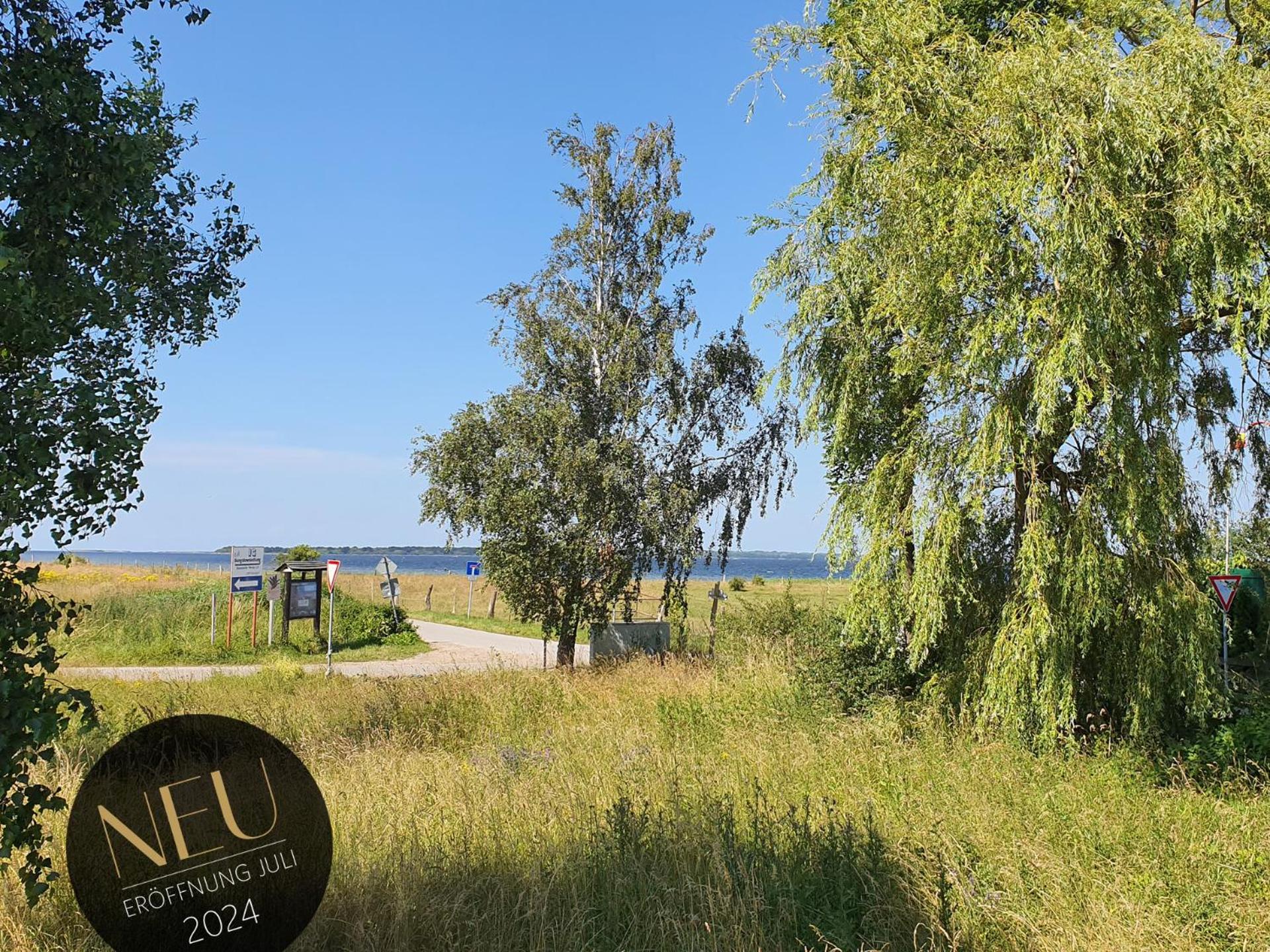 Werder Chalet -- COZYKOJE -- Ostsee Strand 150m I Sauna I eKamin I Tiny House mit Meerblick I 2 Pers und Kind I by 