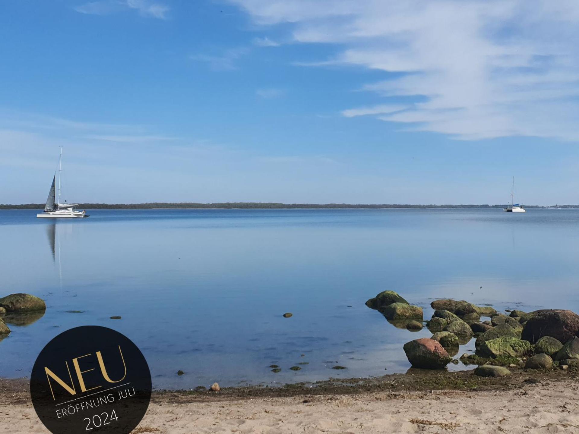 Werder Chalet -- COZYKOJE -- Ostsee Strand 150m I Sauna I eKamin I Tiny House mit Meerblick I 2 Pers und Kind I by 