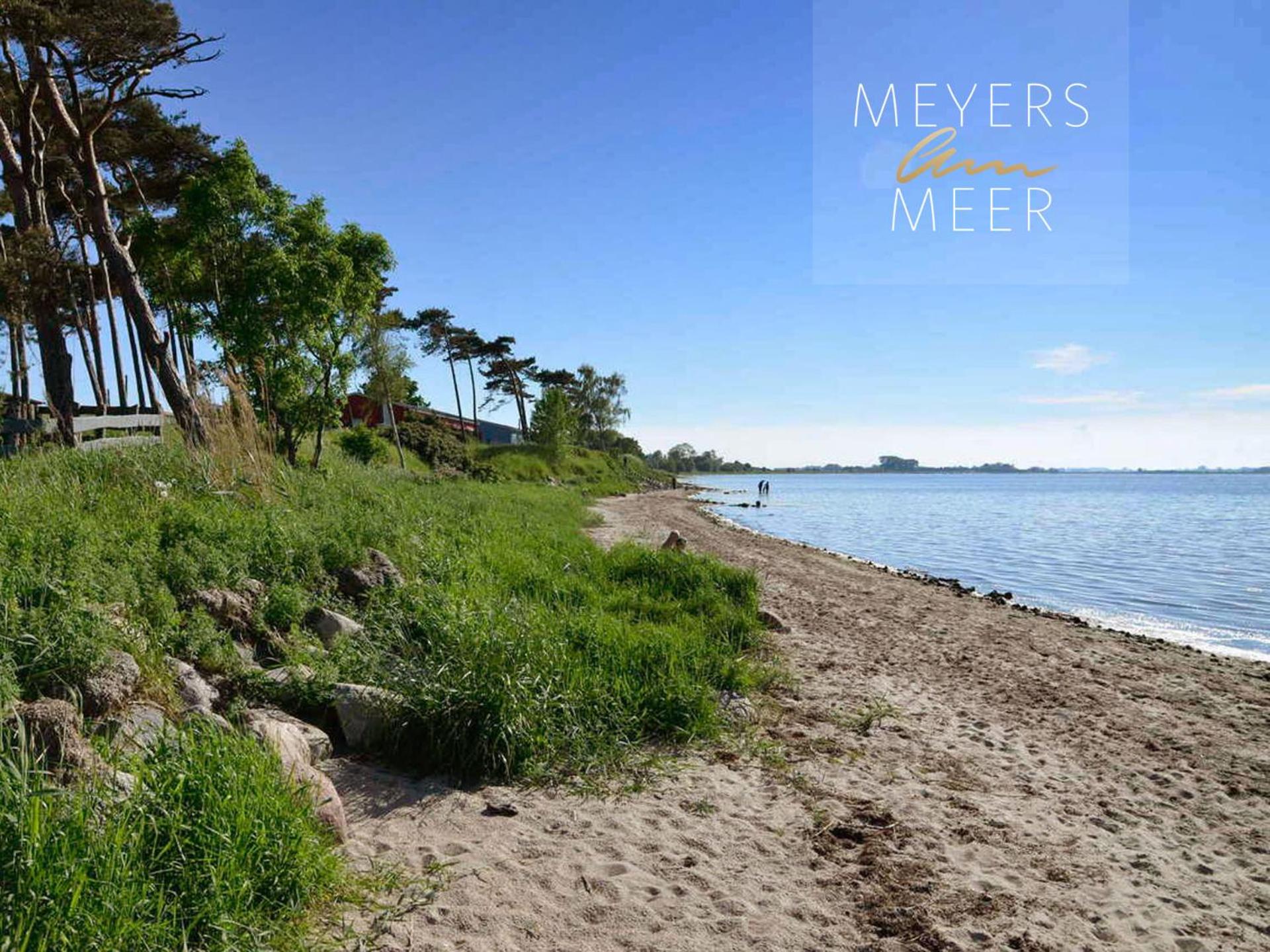 Werder Chalet -- COZYKOJE -- Ostsee Strand 150m I Sauna I eKamin I Tiny House mit Meerblick I 2 Pers und Kind I by 