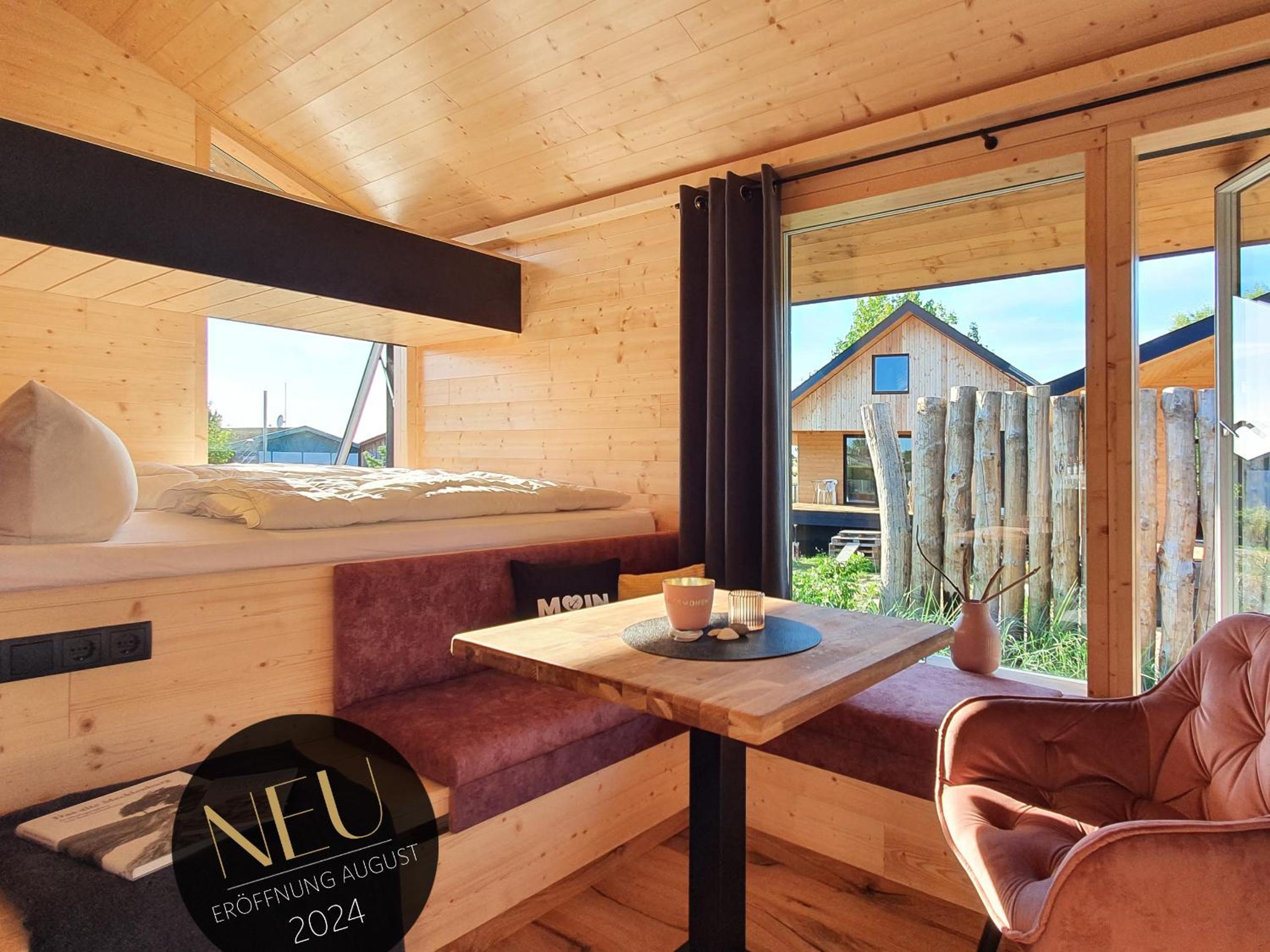 Werder Chalet -- COZYKOJE -- Ostsee Strand 150m I Sauna I eKamin I Tiny House mit Meerblick I 2 Pers und Kind I by 