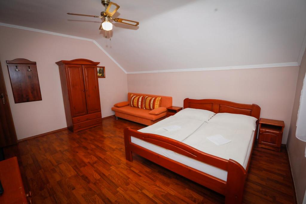 Penzion SUNGARDEN-Veľký Meder