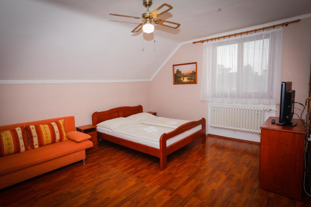 Penzion SUNGARDEN-Veľký Meder