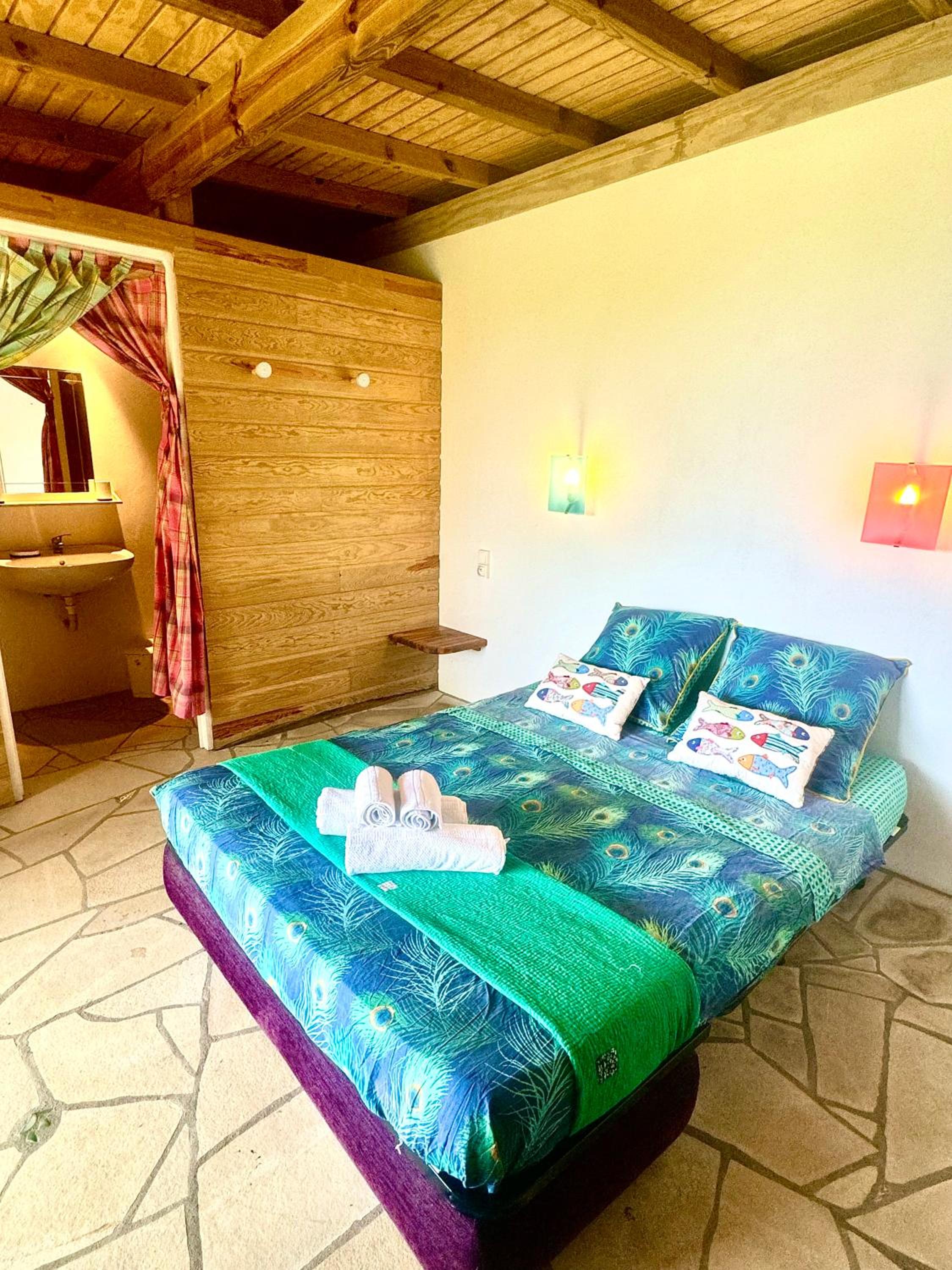 Villa d'exception tout confort avec vue sur mer et piscine privée - Proche Plages