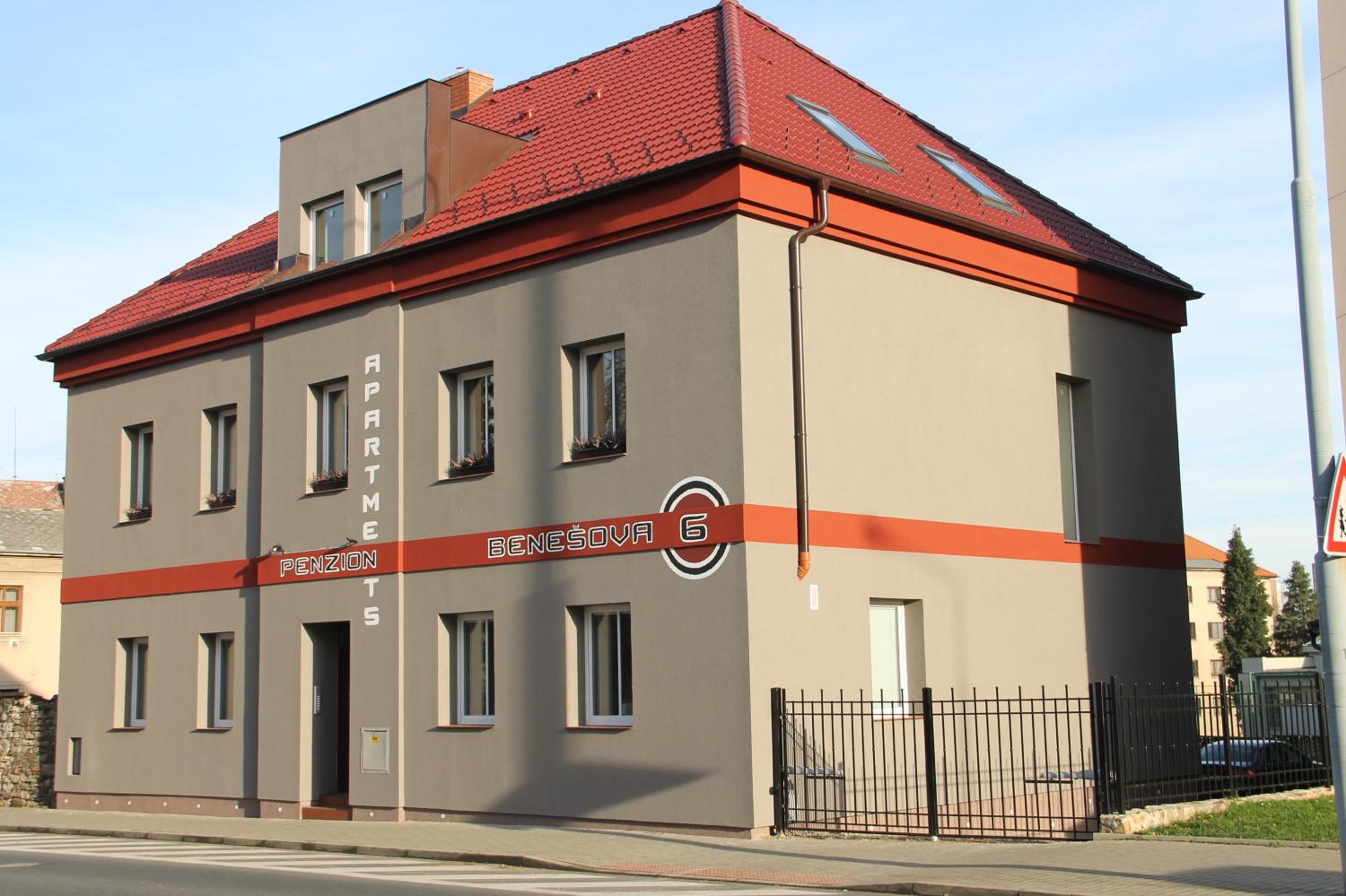 Hotel Apartments Benešova 6