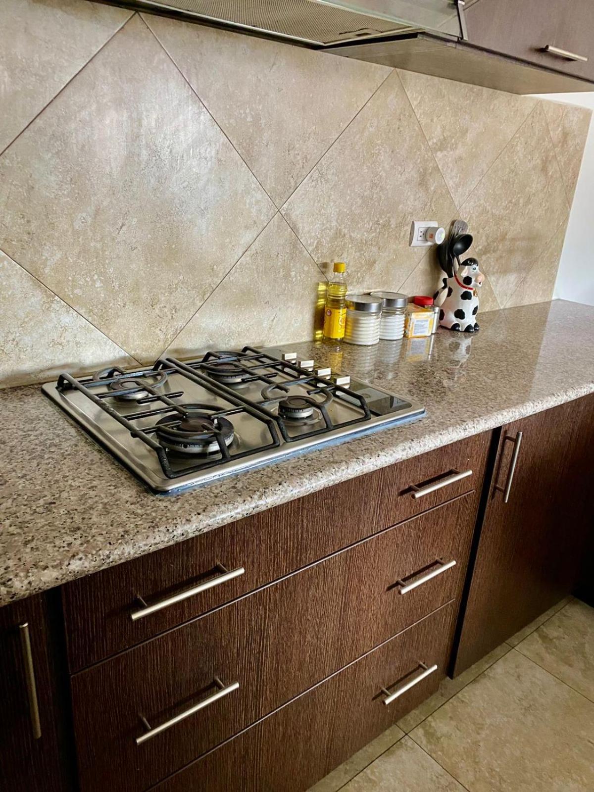 Departamento de Lujo, Cuenca, Adrianashome