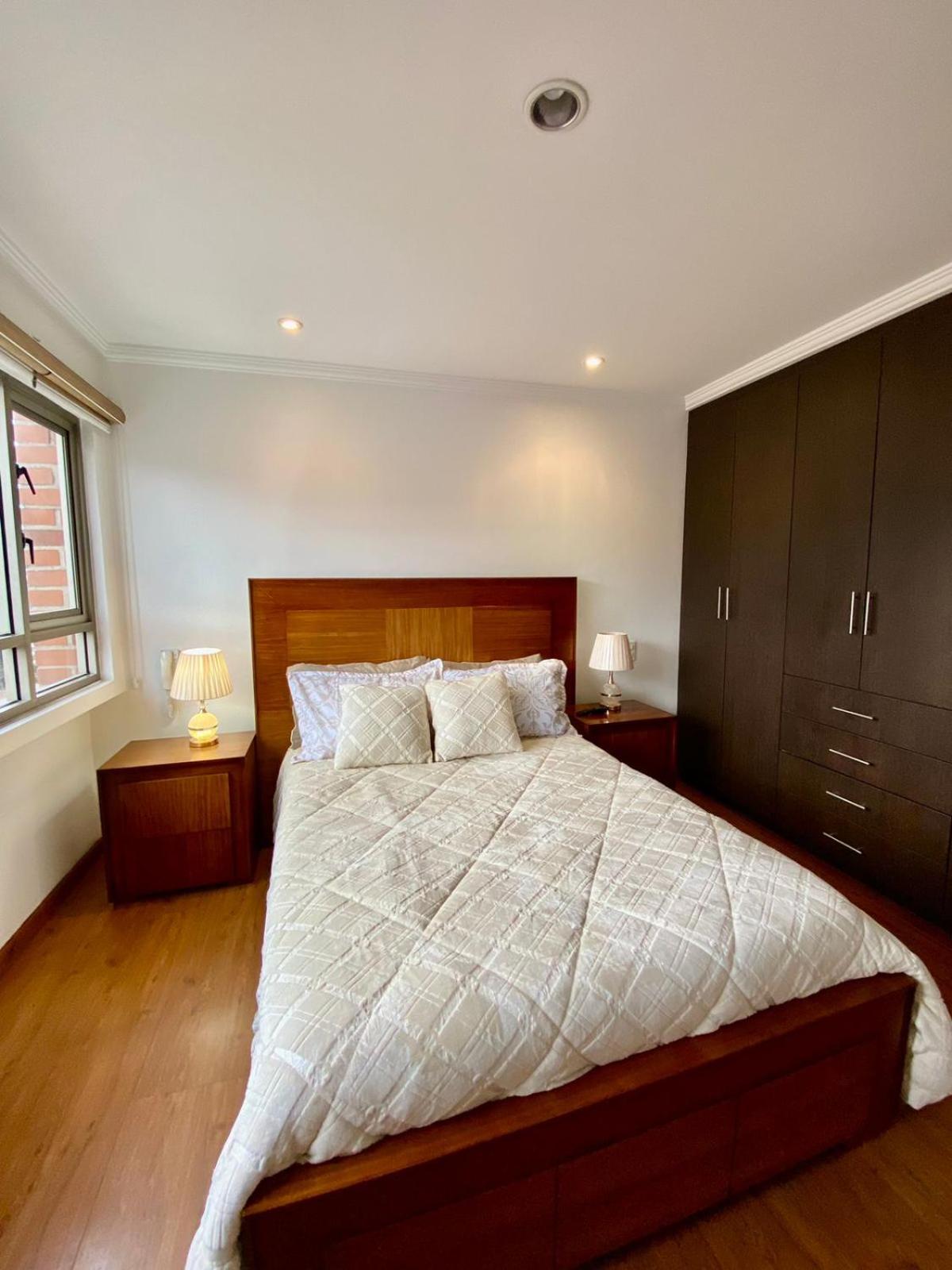 Departamento de Lujo, Cuenca, Adrianashome