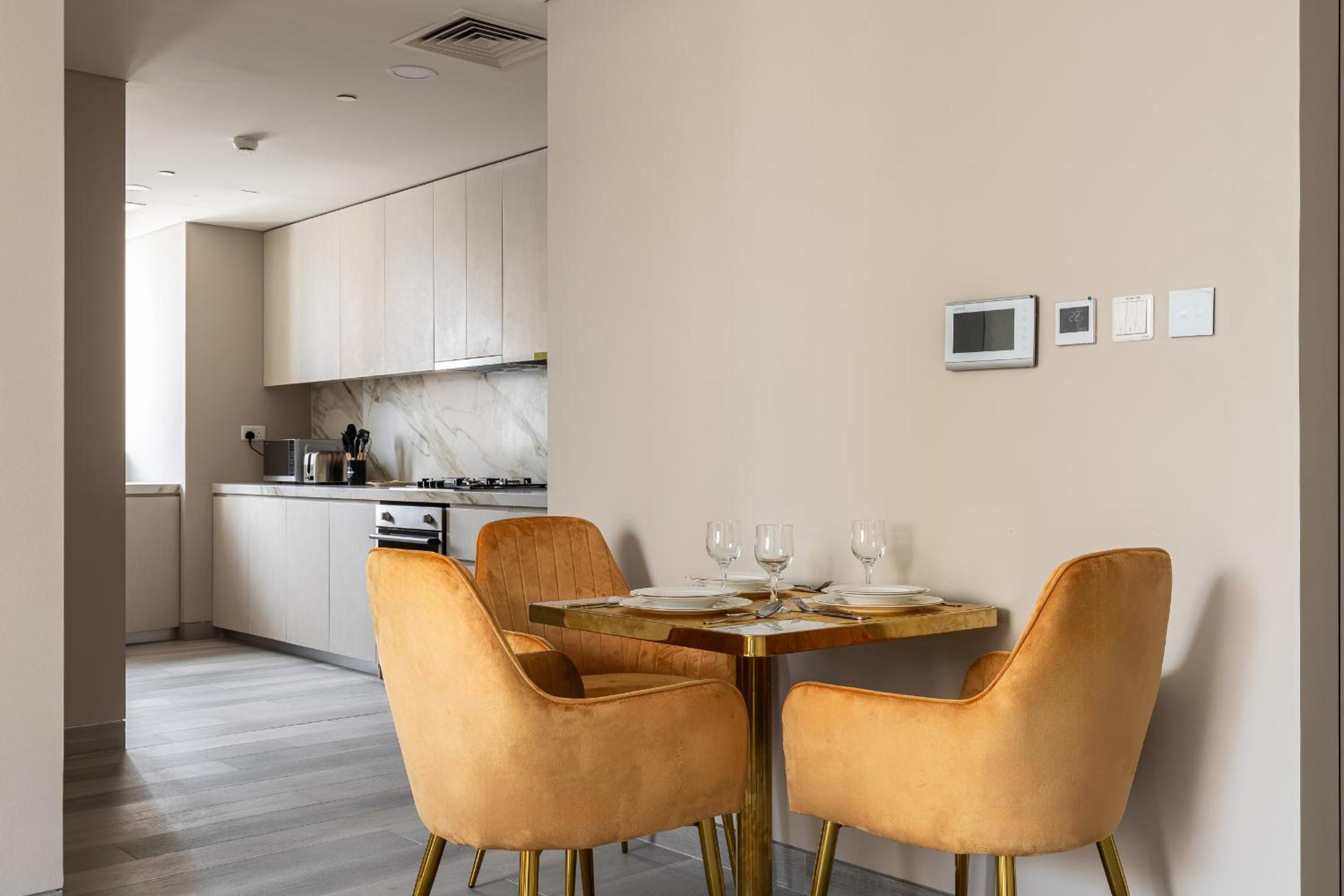 Condor Marina Star, Dubai Marina by SIMPLY COMFORT
