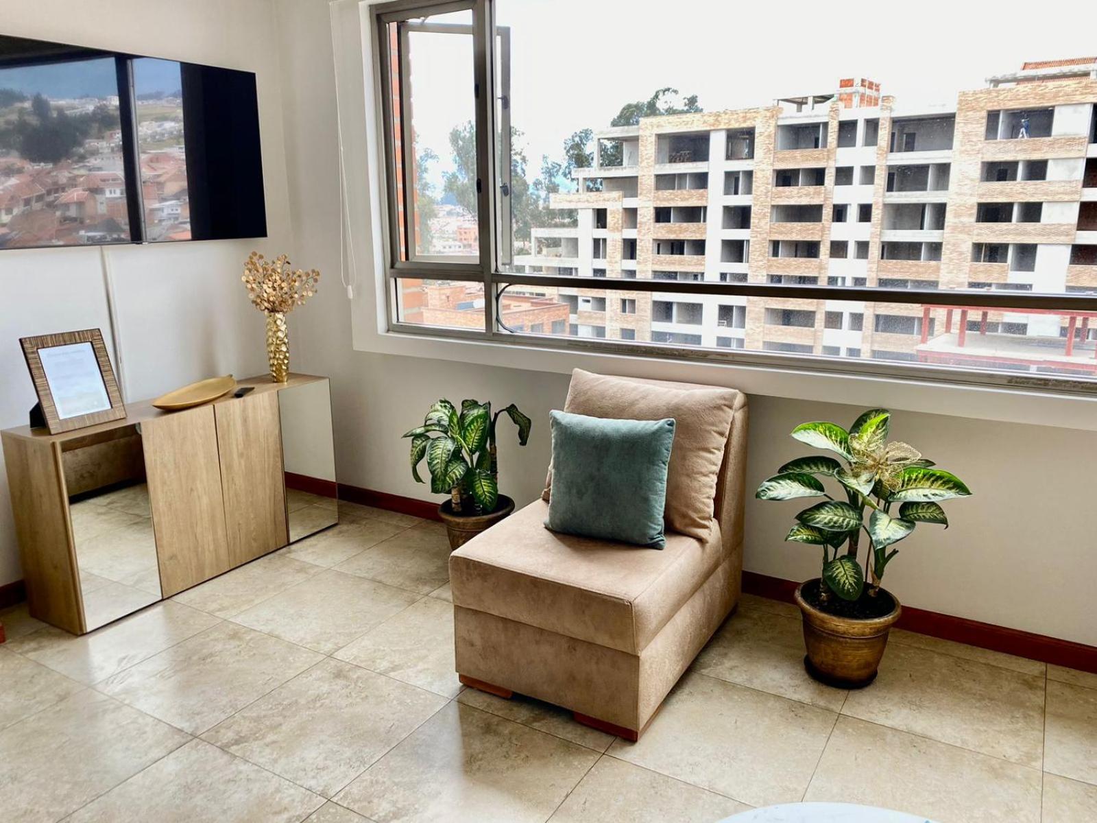 Departamento de Lujo, Cuenca, Adrianashome