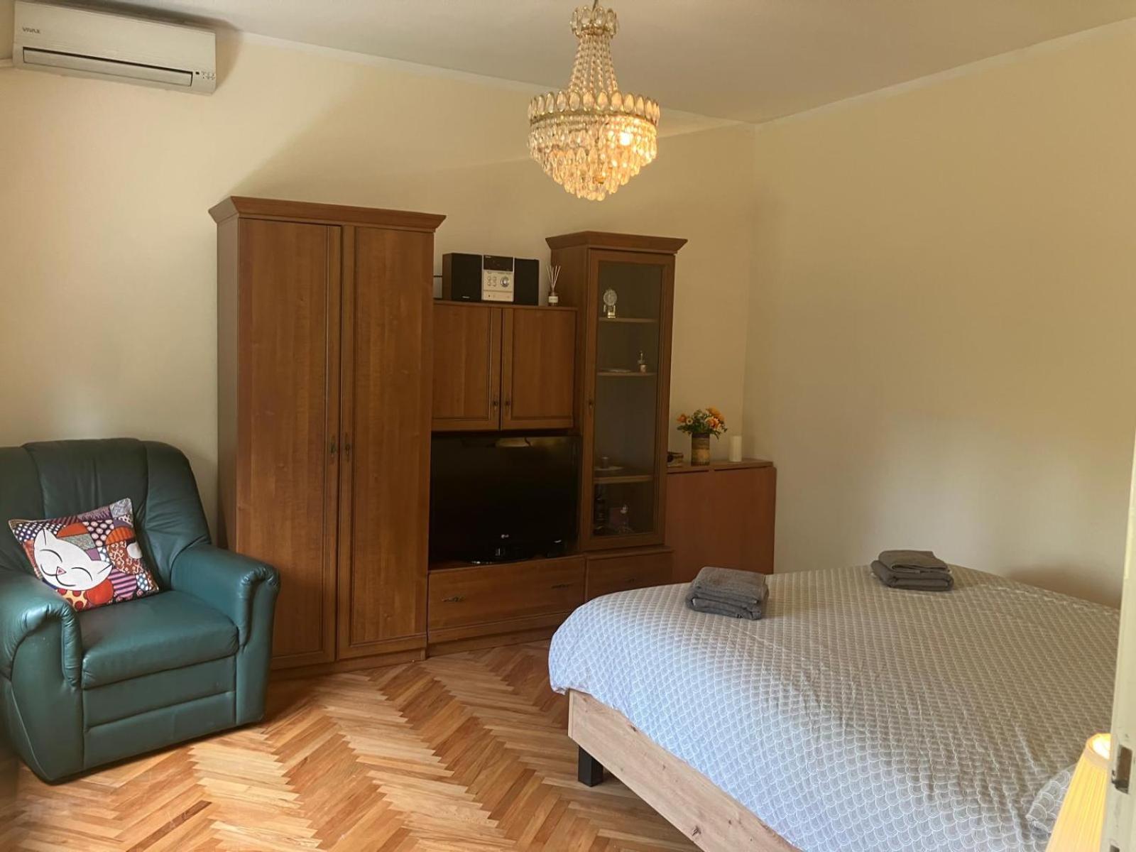 Usce Belgrade house & private parking