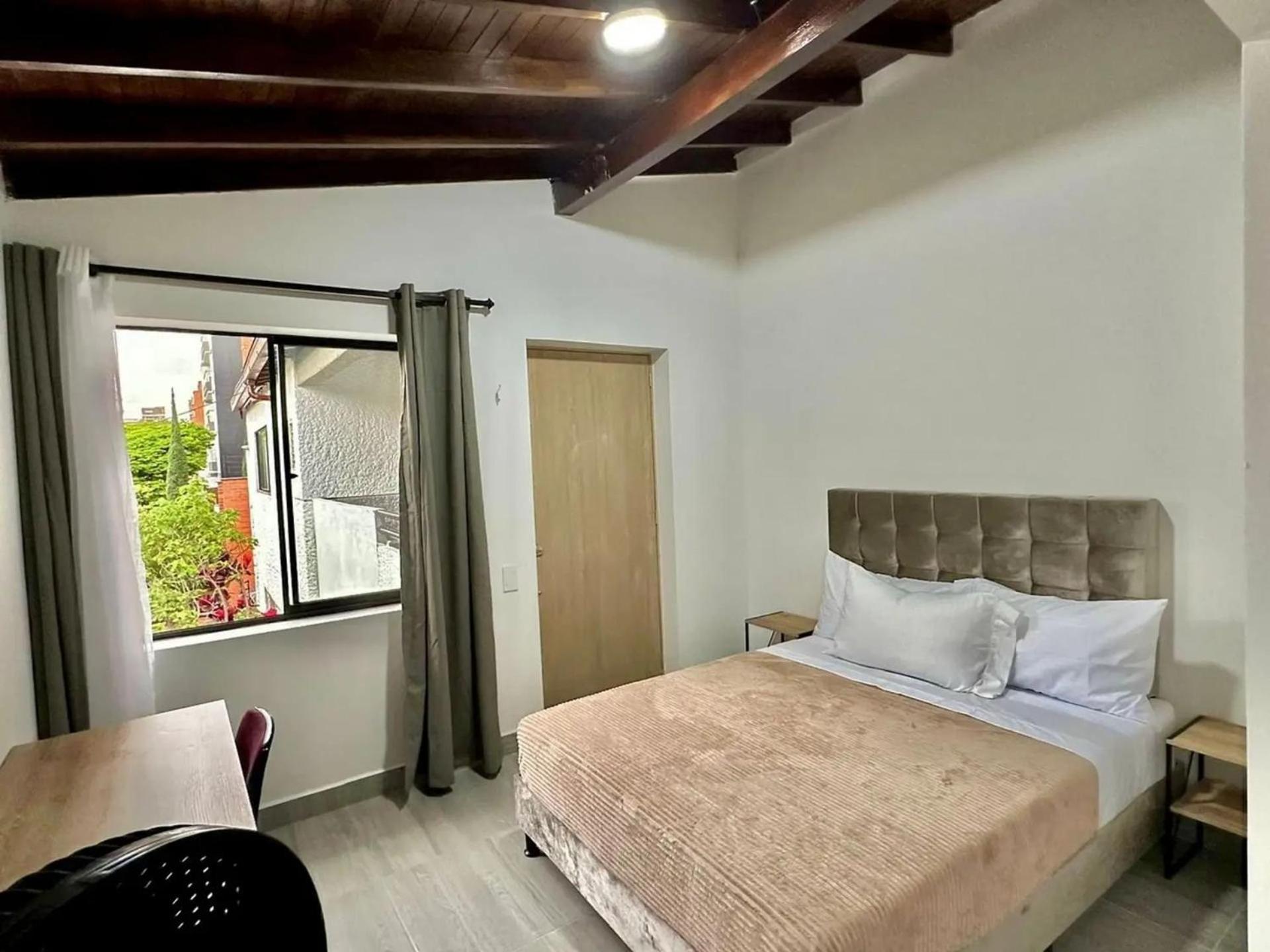 Apartahotel en Laureles