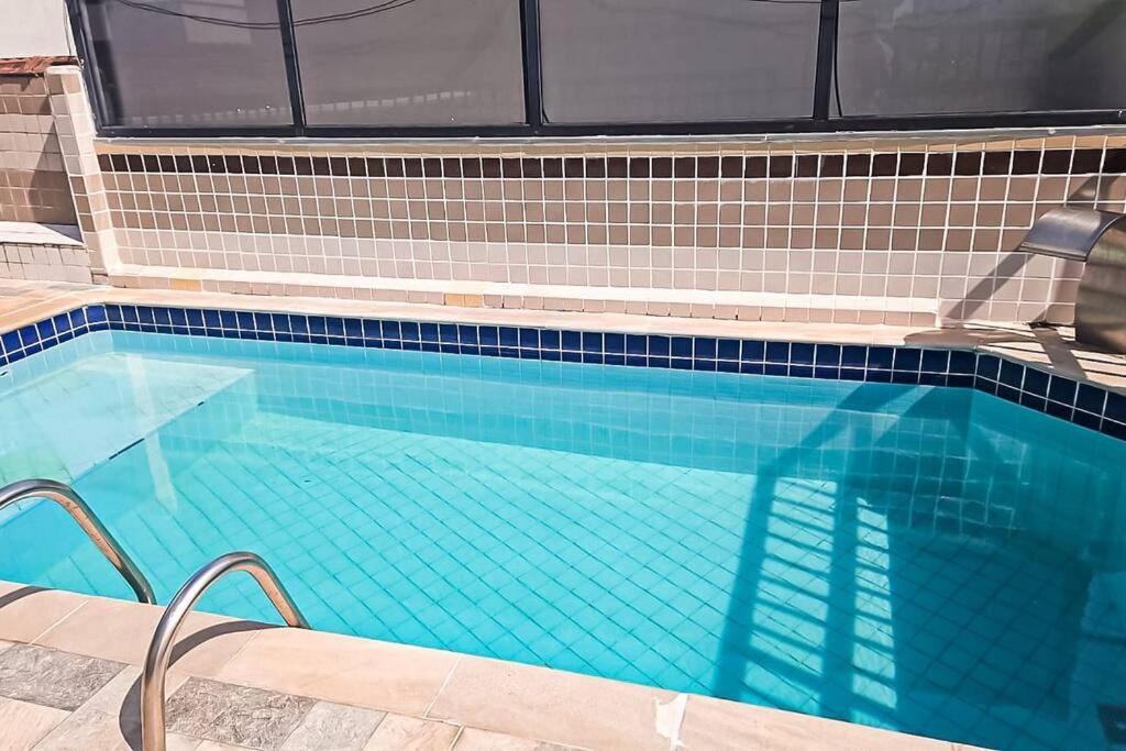 Cobertura no Guarujá com Piscina