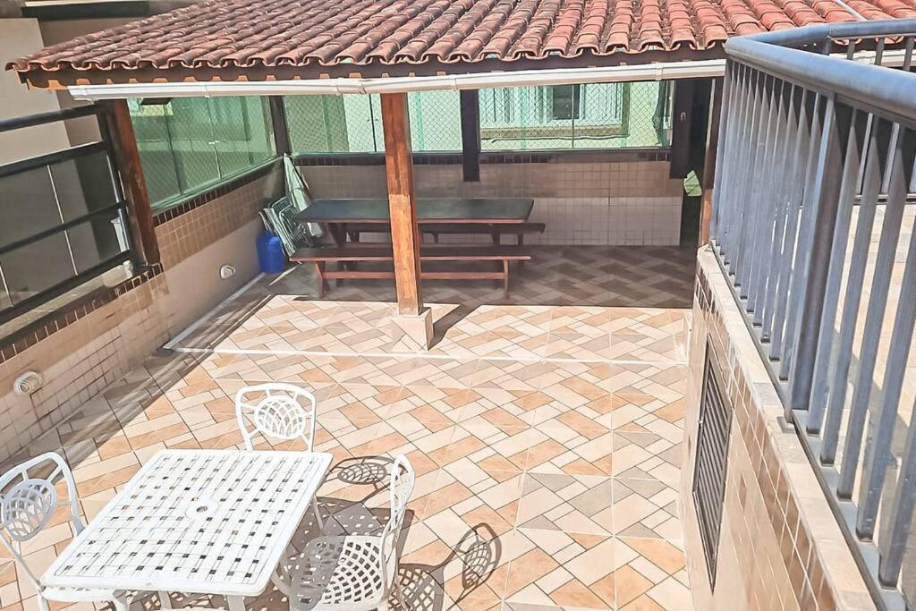 Cobertura no Guarujá com Piscina