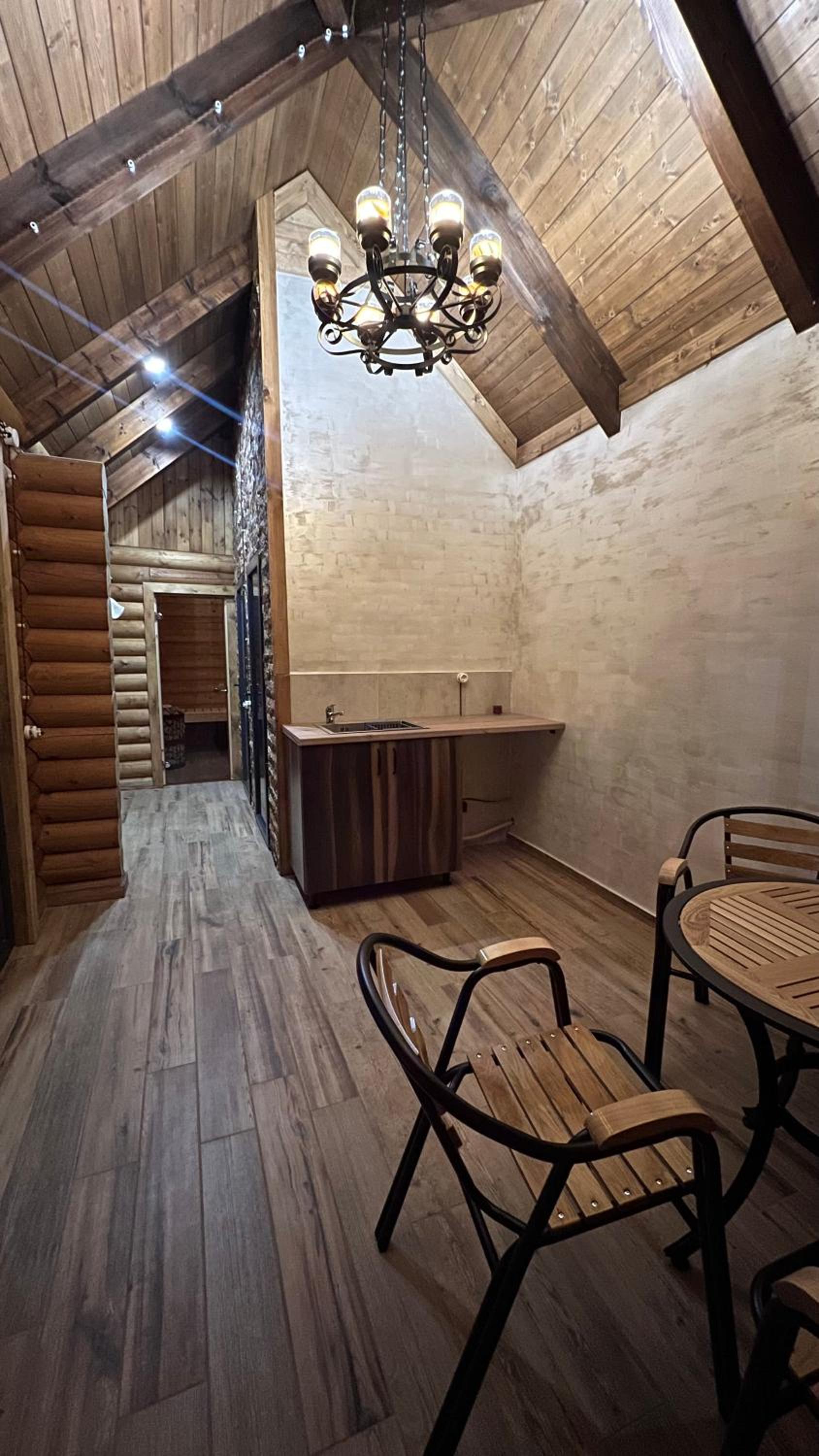 Aria Guesthouse