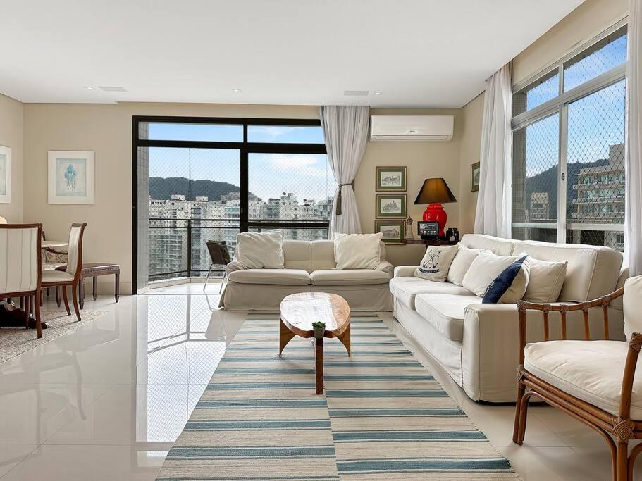 Vista Mar Incrível - 3 Suites - Serviço de Praia