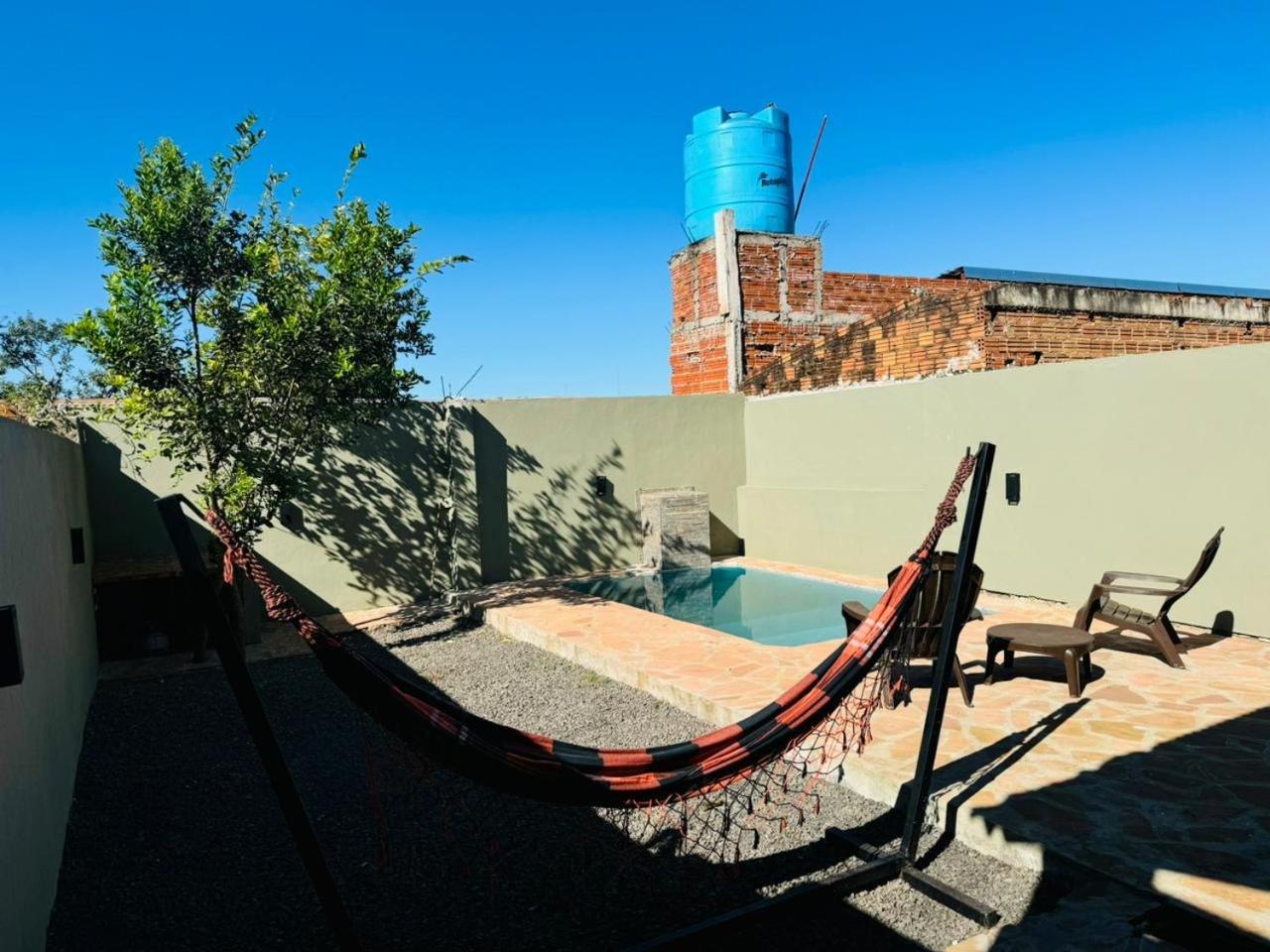 Casa S&G grande con 3 habitaciones, 8 personas, piscina privada, cochera, aire acondicionado, TV, wifi, excelente ubicacion