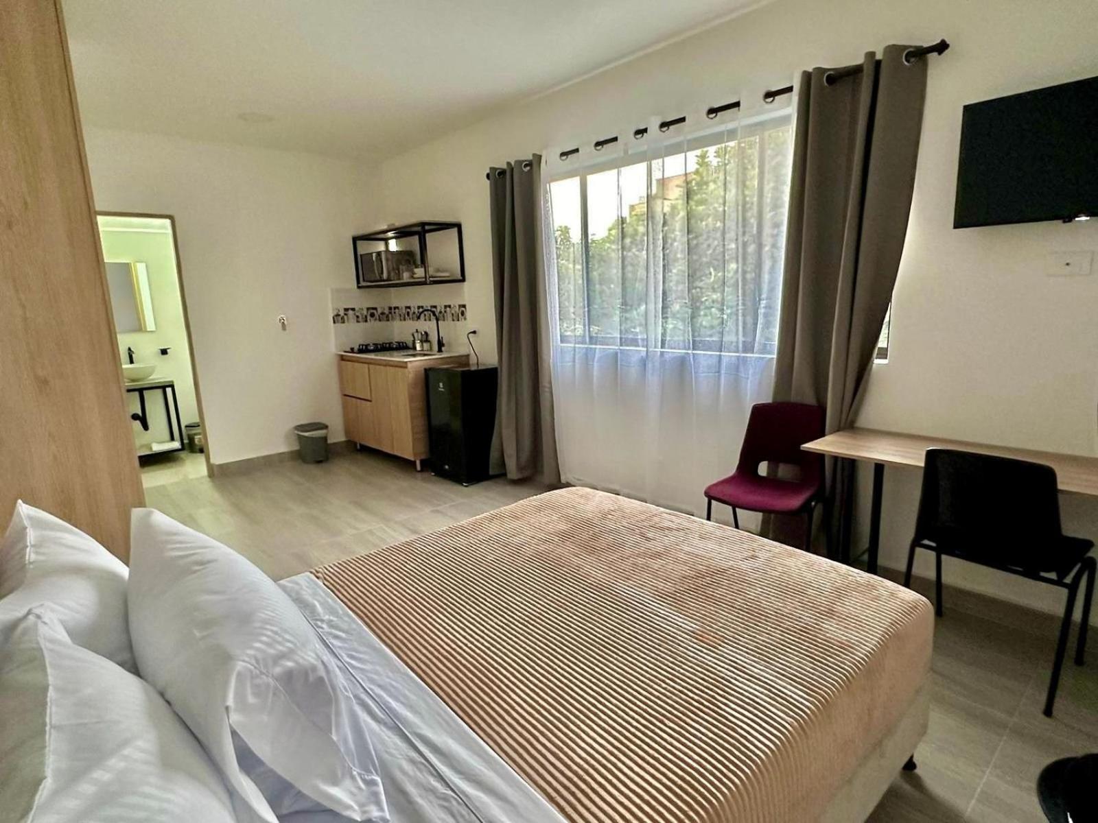 Apartahotel en Laureles
