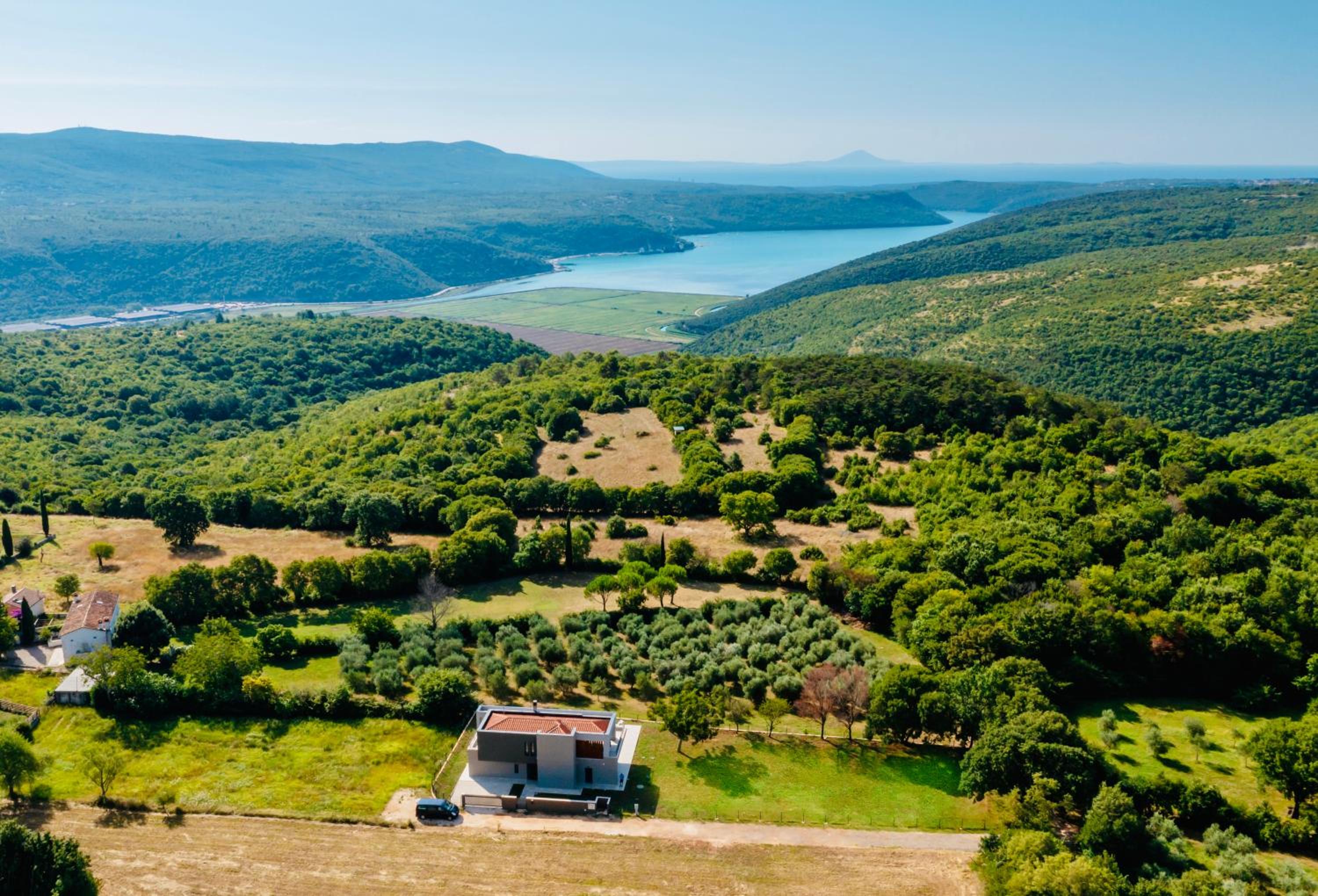 Villa Zidine, luxury villa with seaview and salt pool water view 4