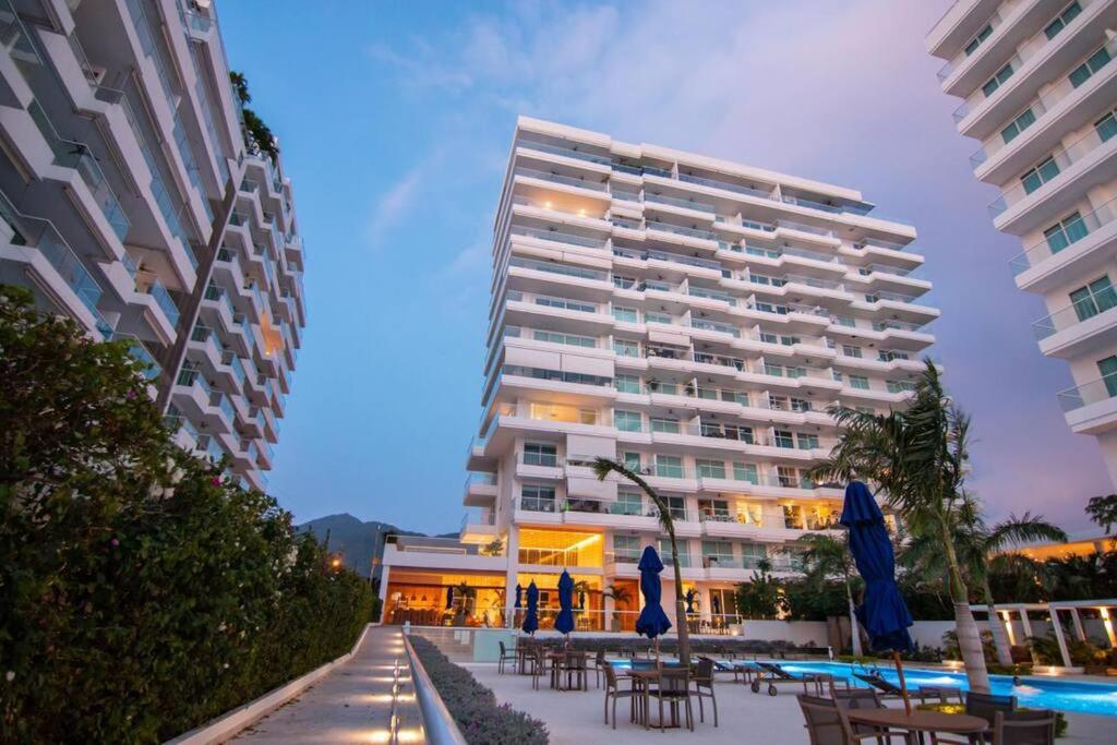 Espectacular Apartamento 211 M2, Playa Dormida Dos