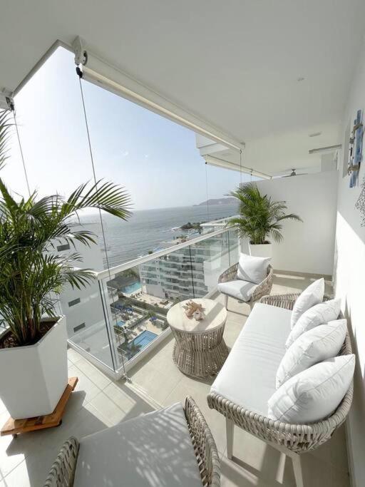 Espectacular Apartamento 211 M2, Playa Dormida Dos