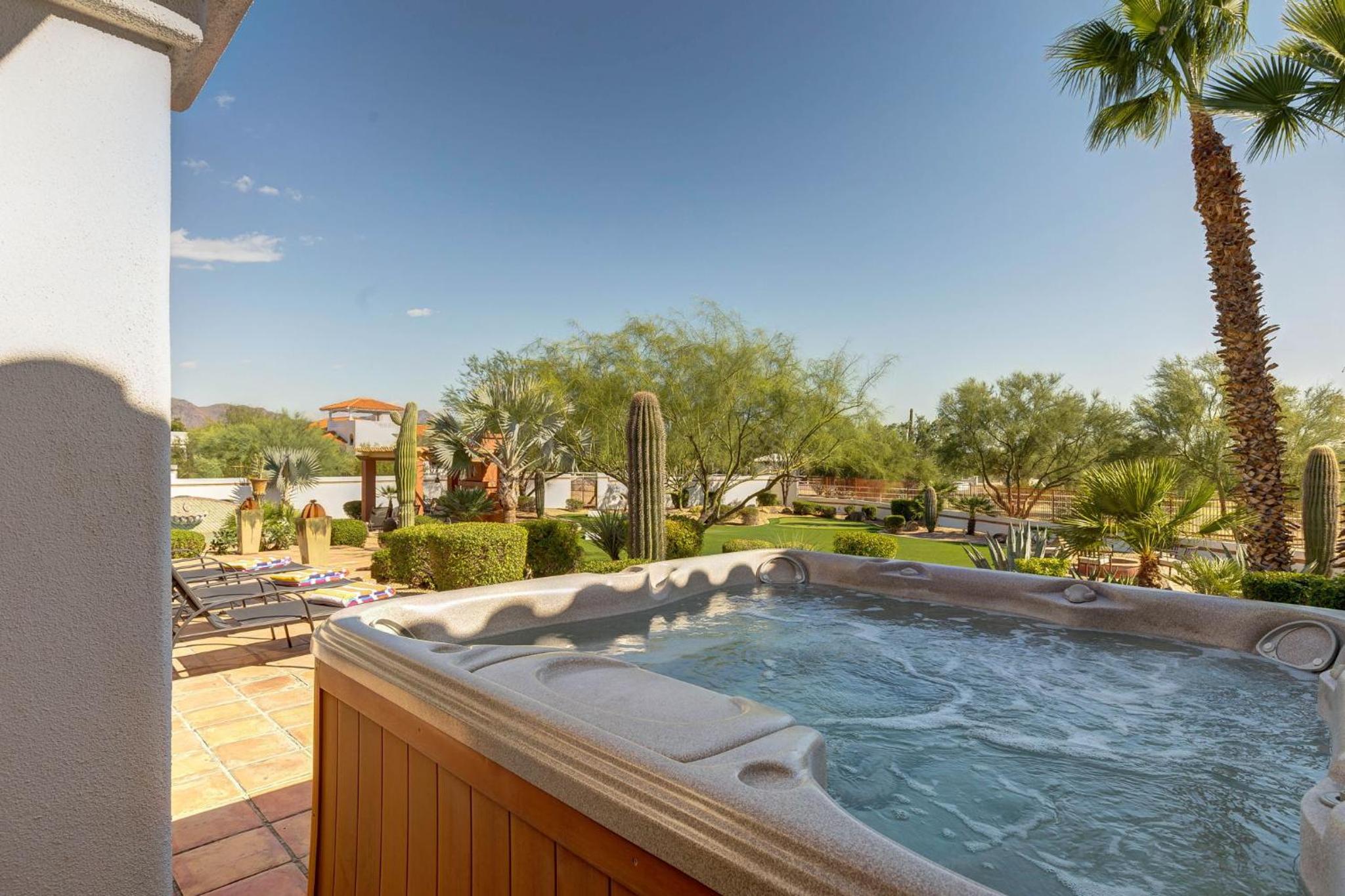 Rancho Relaxo by PaseoHomesAZ with Pool, Spa and Separate Casita