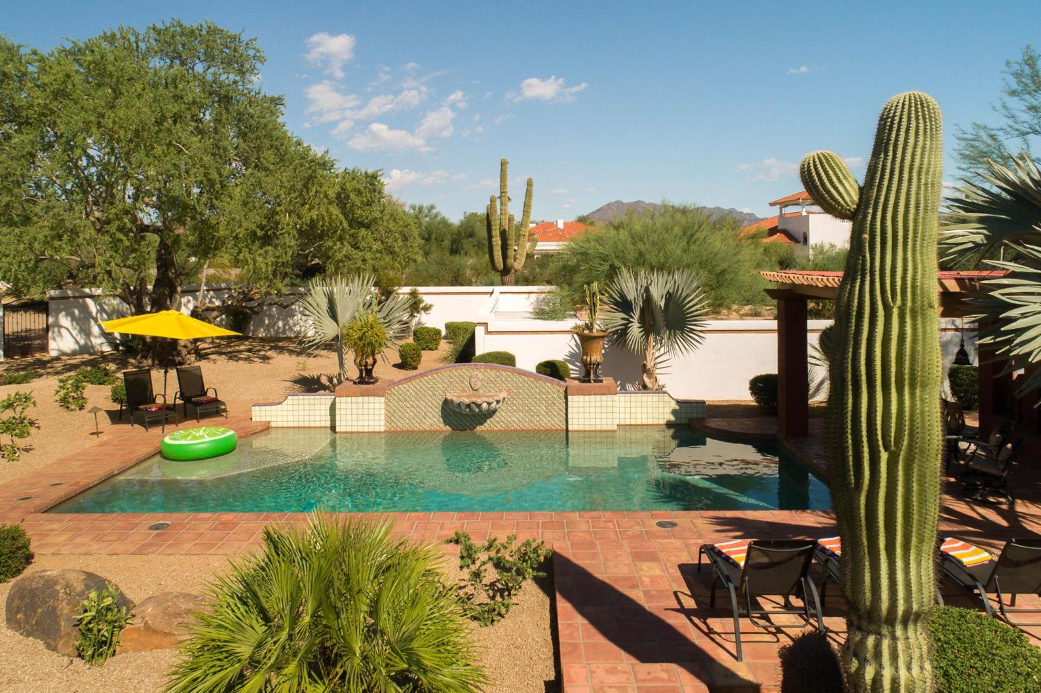 Rancho Relaxo by PaseoHomesAZ with Pool, Spa and Separate Casita