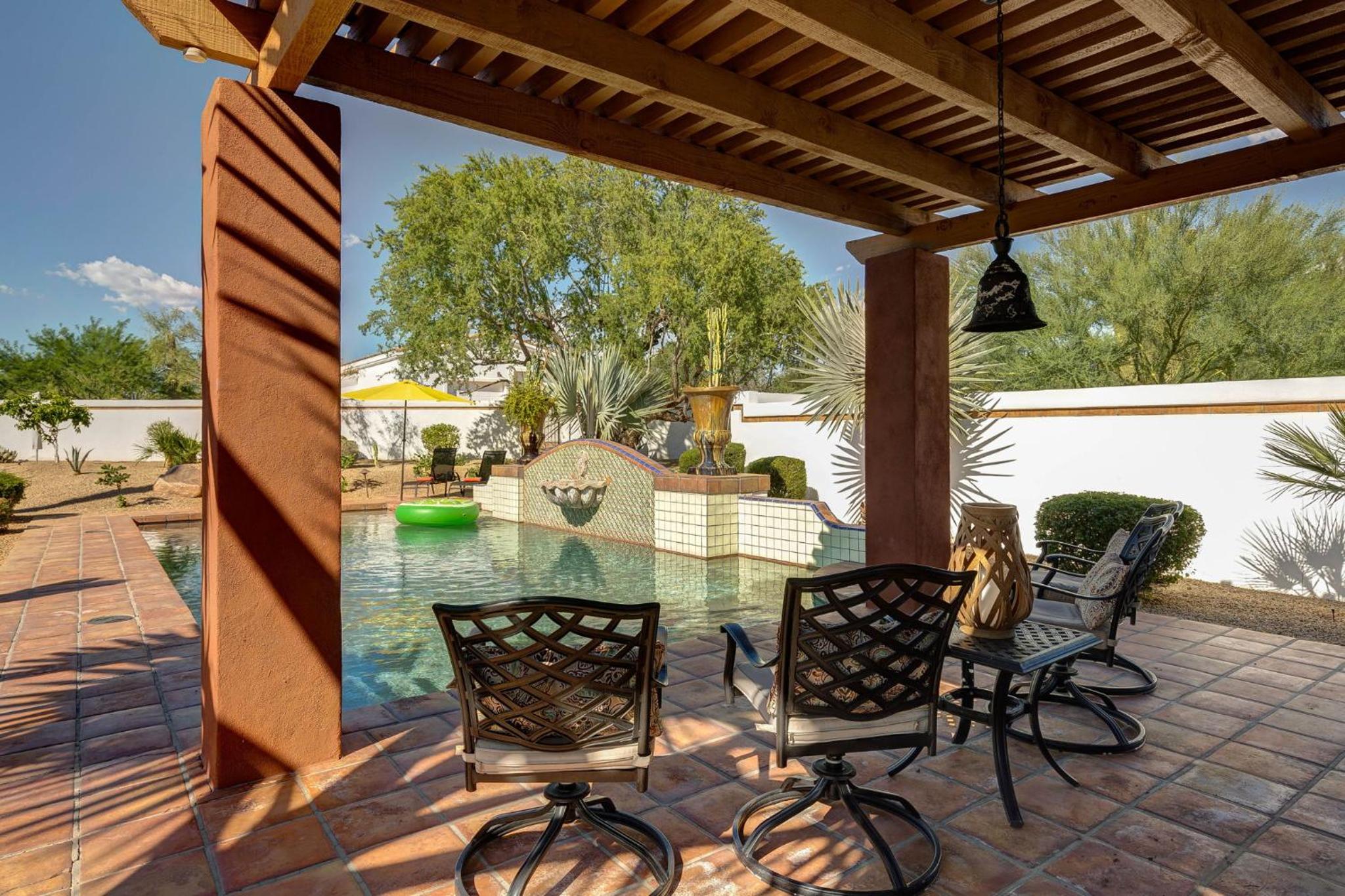 Rancho Relaxo by PaseoHomesAZ with Pool, Spa and Separate Casita