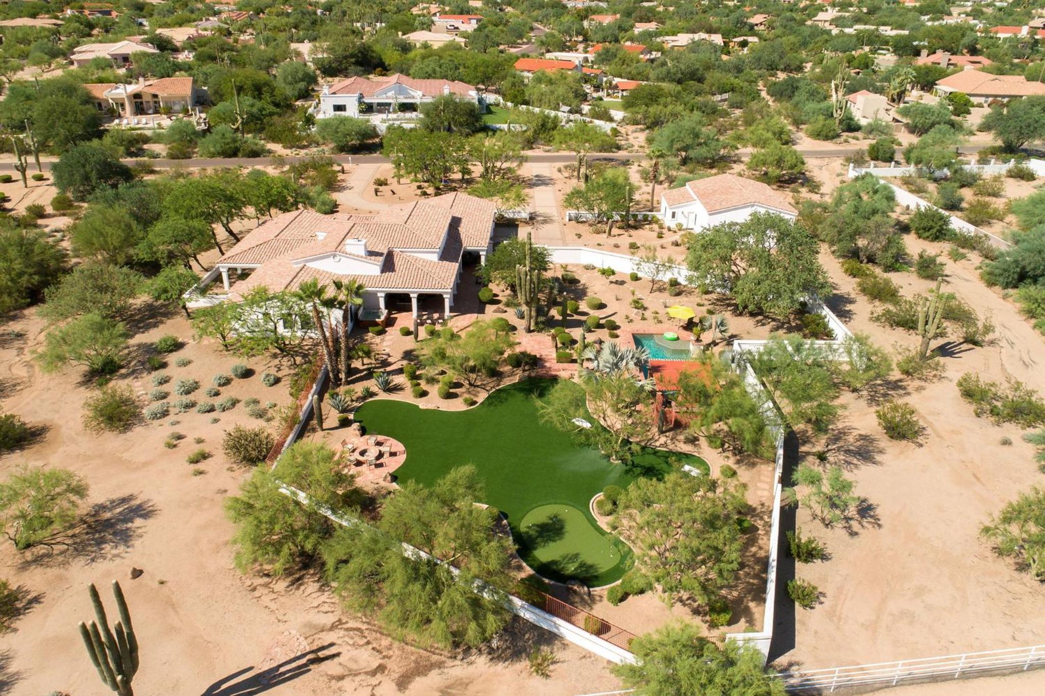 Rancho Relaxo by PaseoHomesAZ with Pool, Spa and Separate Casita