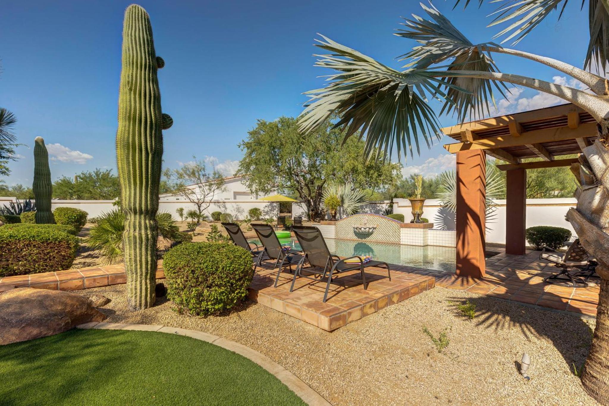 Rancho Relaxo by PaseoHomesAZ with Pool, Spa and Separate Casita